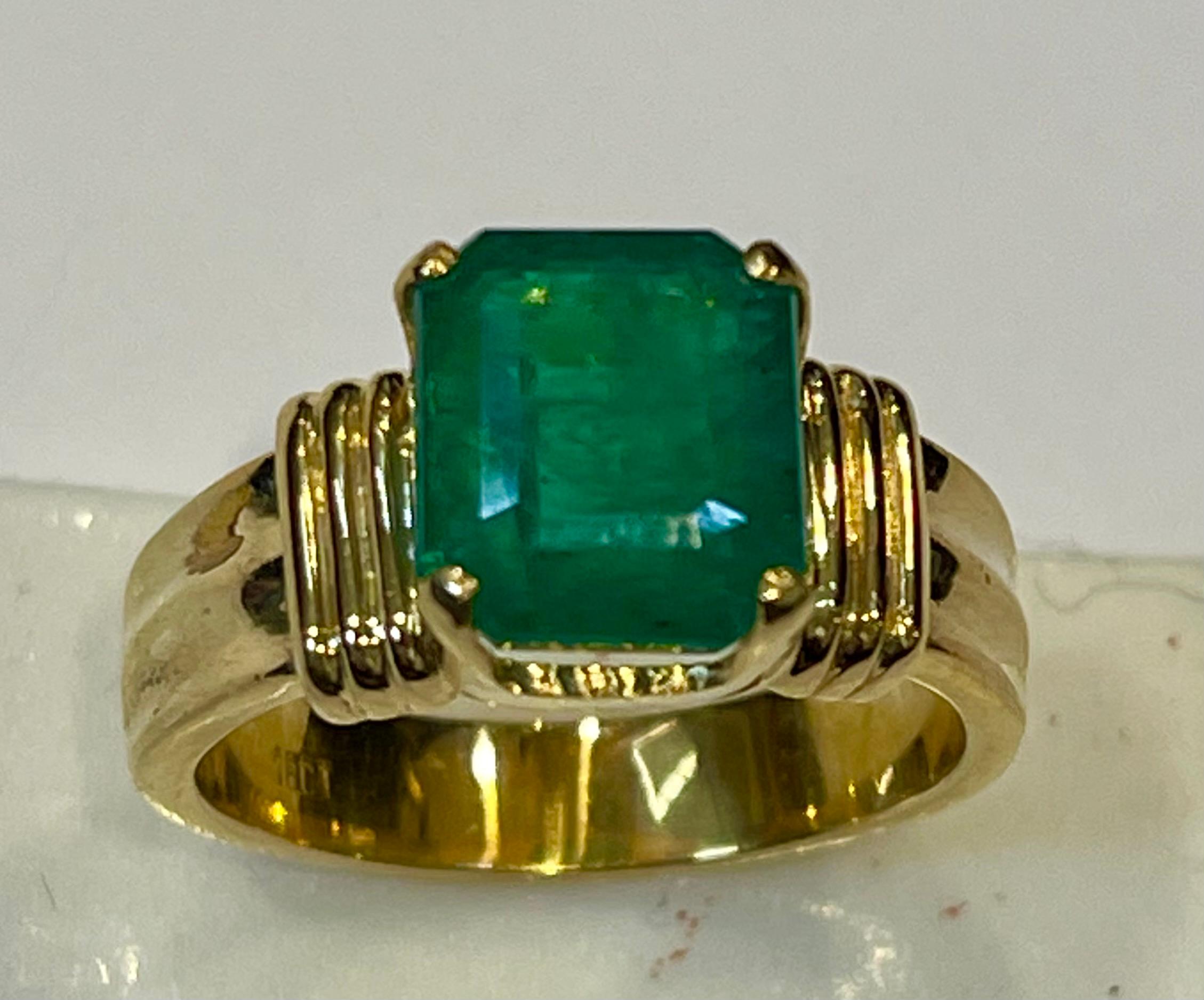Women's 3.5 Carat Natural Emerald Cut Emerald Ring 18 Karat Yellow Gold