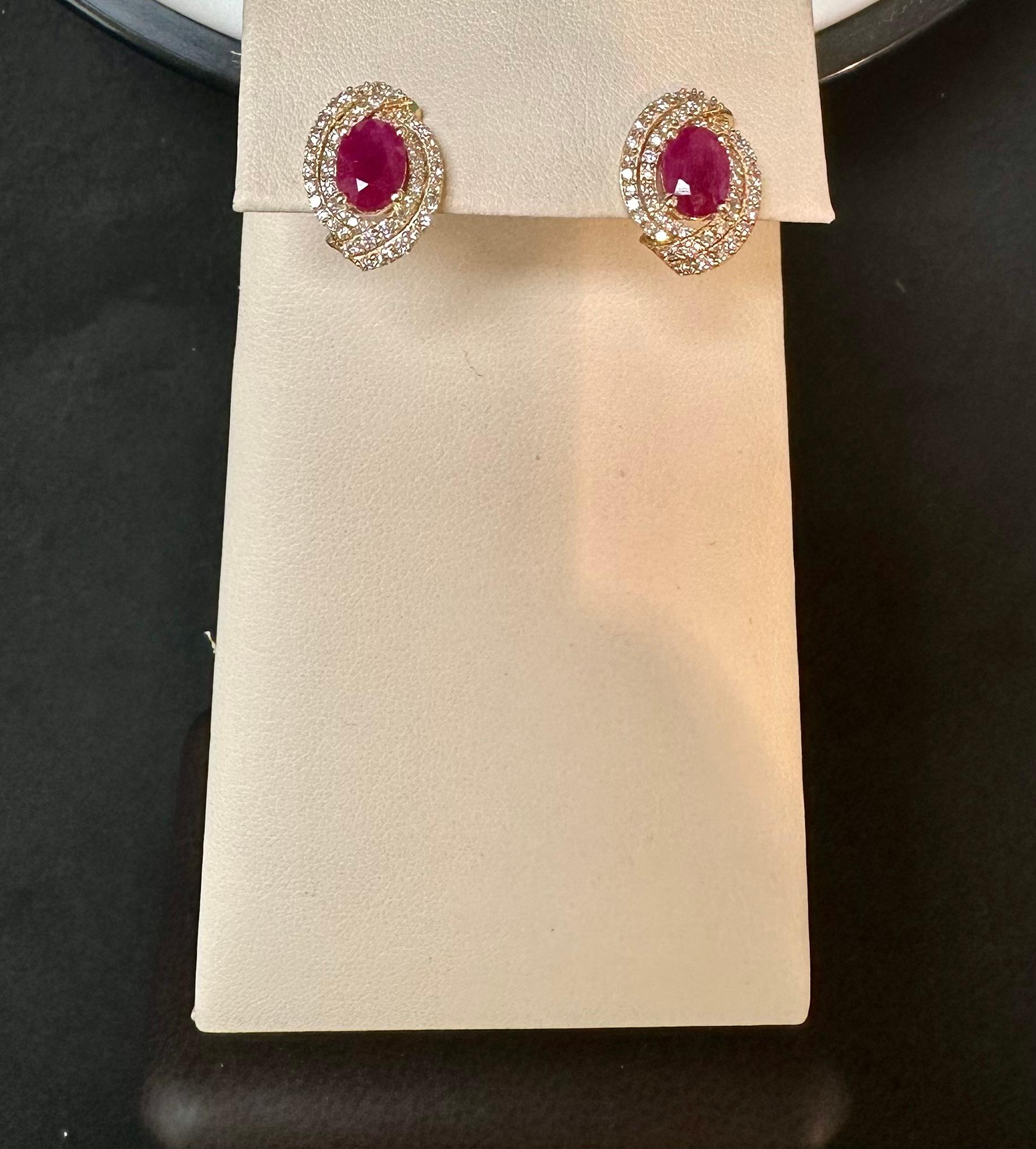 3.5 Carat Oval Natural  Ruby & 1.2 Ct Diamond Stud Earrings 14 Karat Yellow Gold For Sale 9