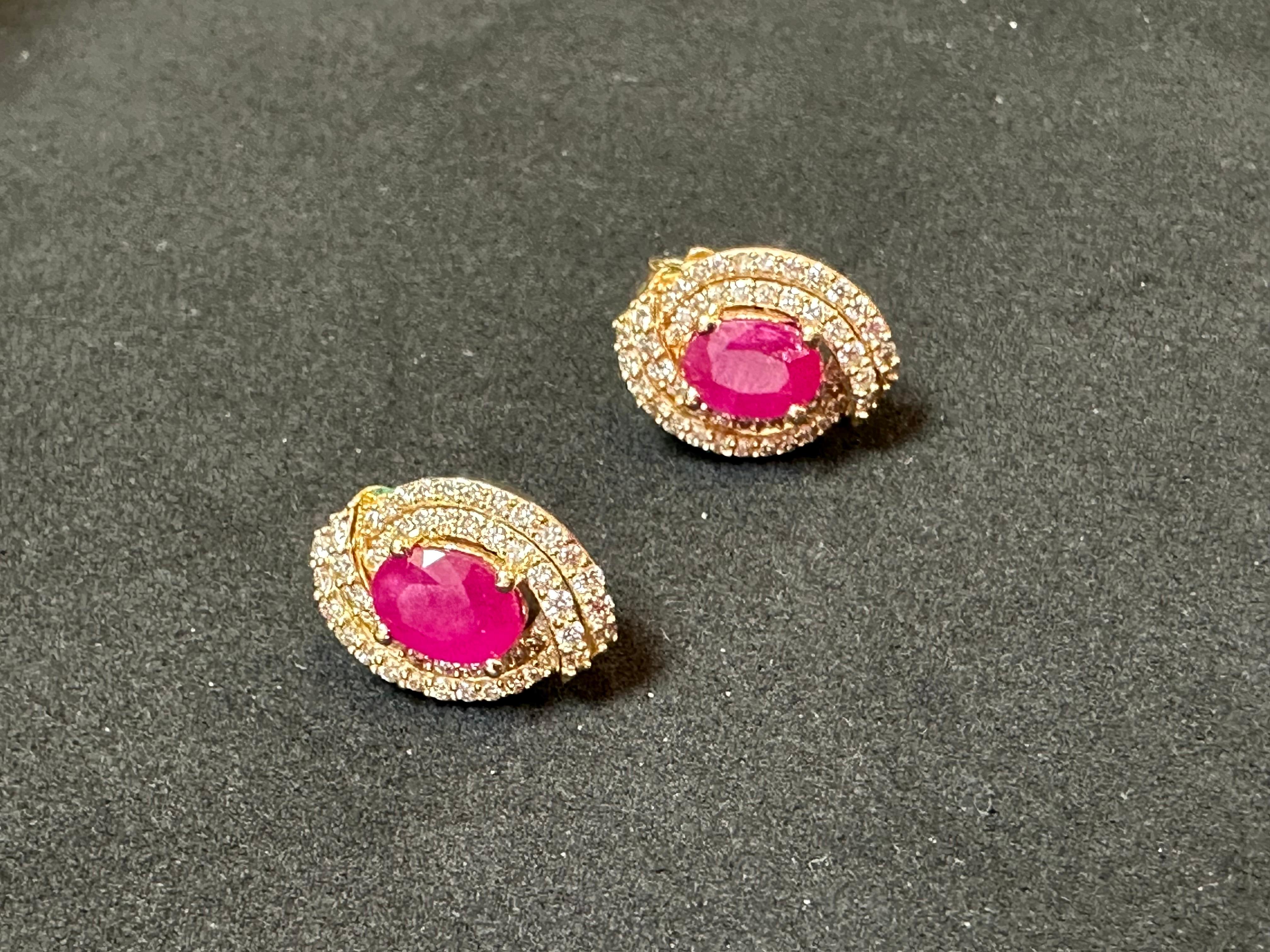 3.5 Carat Oval Natural  Ruby & 1.2 Ct Diamond Stud Earrings 14 Karat Yellow Gold For Sale 4