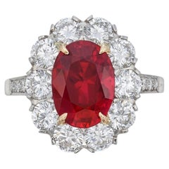 3.5 Carat Oval Statement Ruby Red SI Modern Nobility High Jewellery Emerald Ring