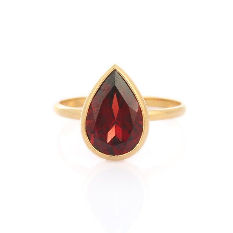 En vente :  Bague cocktail en or jaune 18 carats avec grenat taille poire de 3,5 carats 8