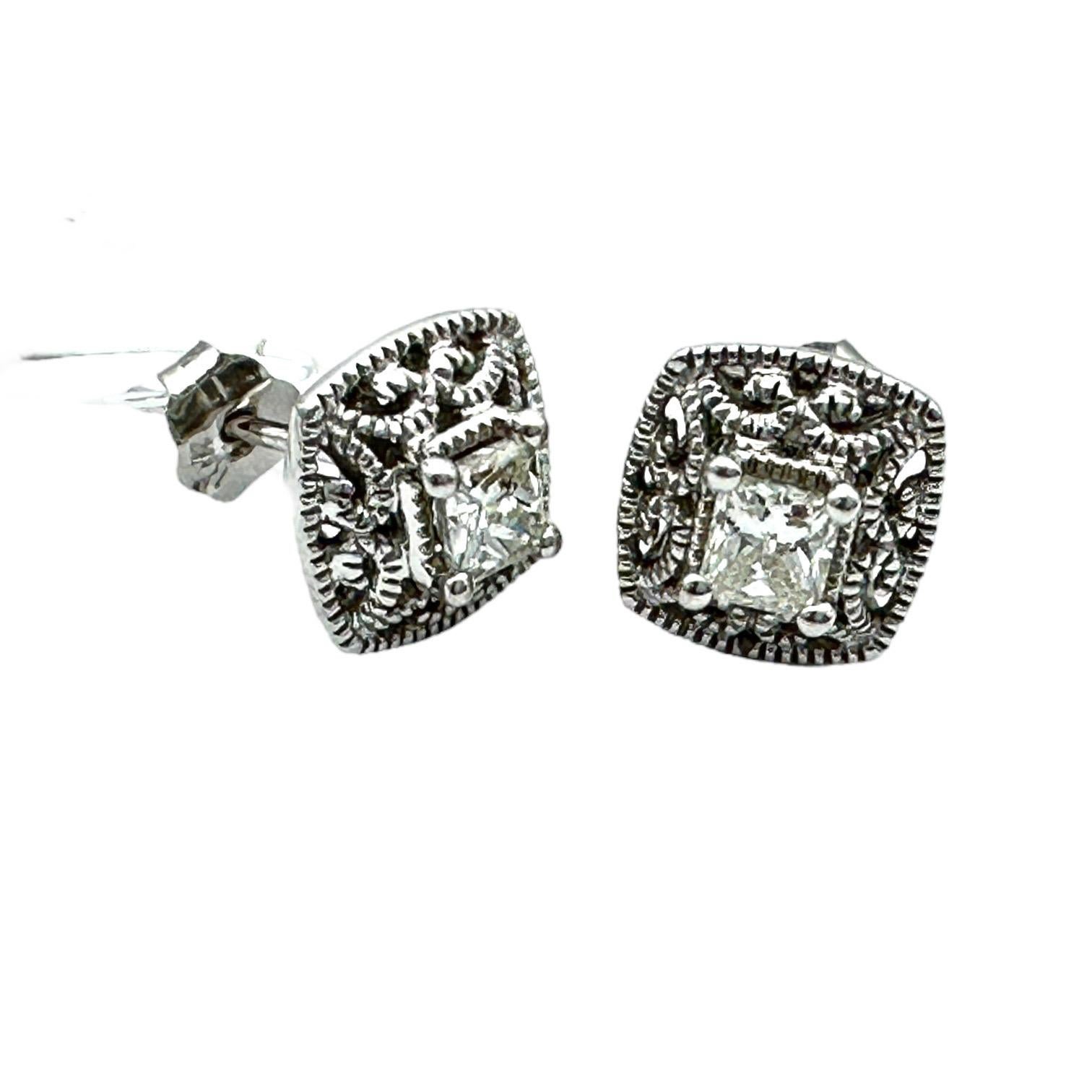 Women's or Men's .35 Carat Princess Lacy Diamond Stud Earrings For Sale