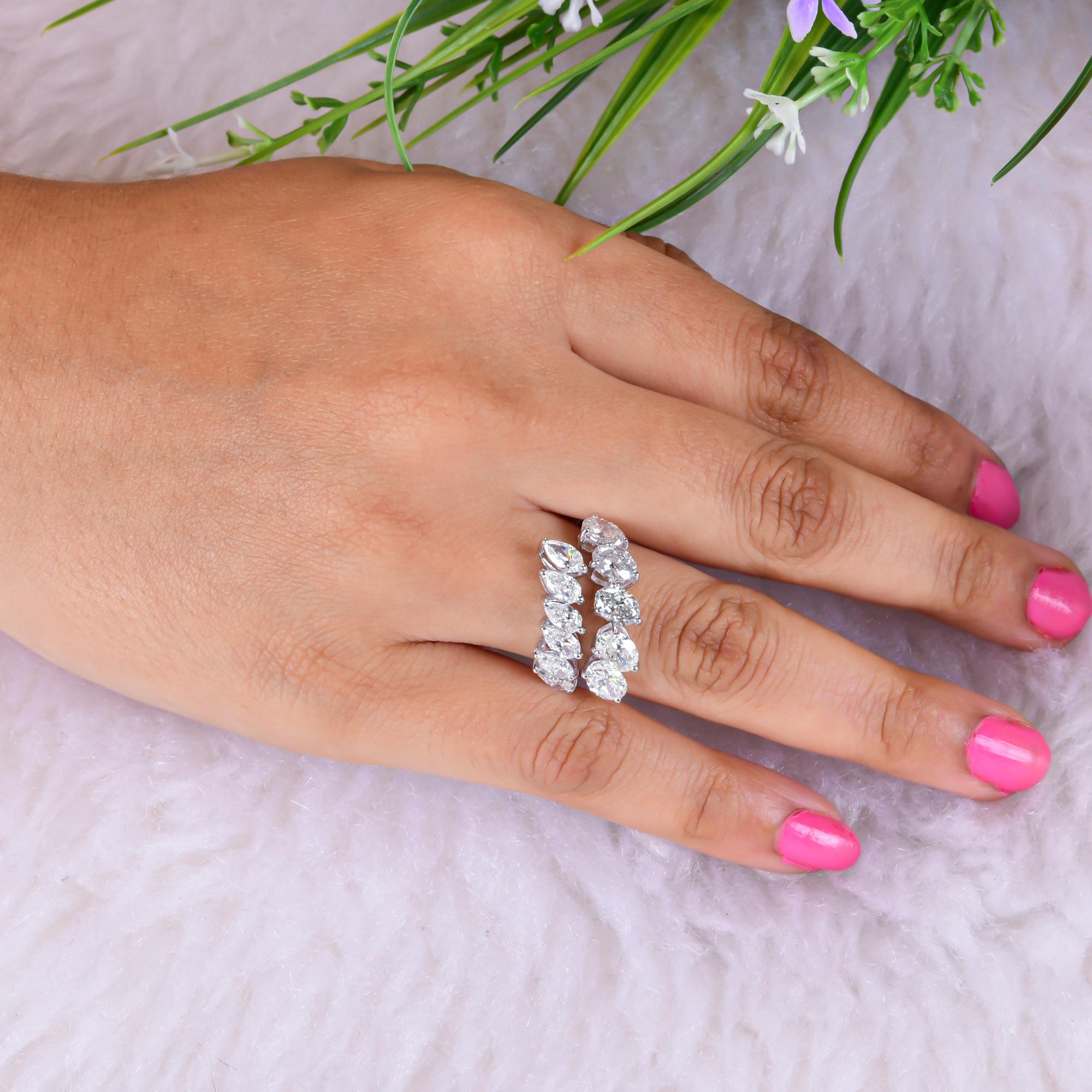 Taille poire Bague en or blanc 18 carats avec diamant poire ovale de 3,5 carats de pureté SI de couleur HI en vente