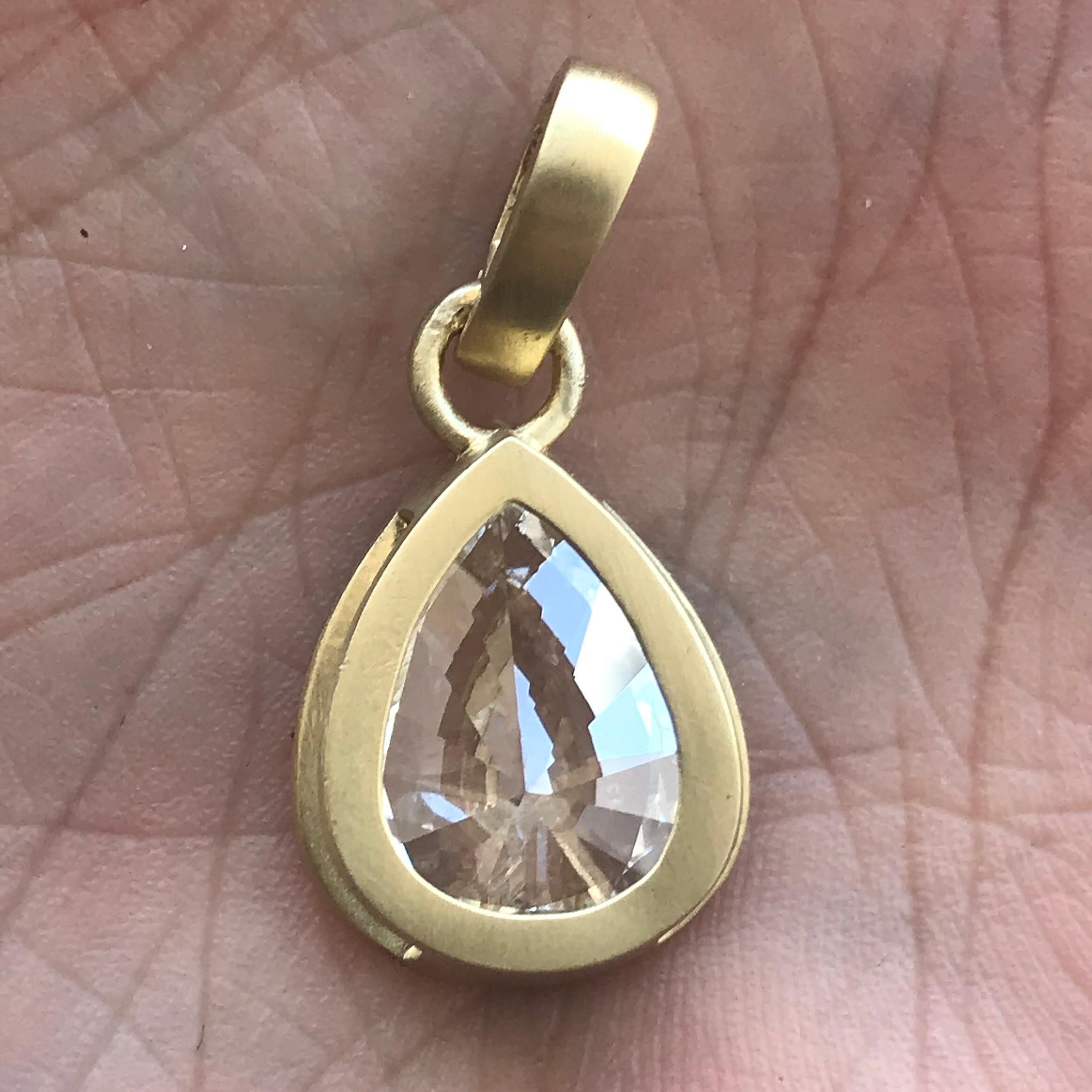 Pendientes de diamantes en forma de pera de 3,5 quilates TW aproximadamente 14 quilates amarillo, Ben Dannie Moderno en venta