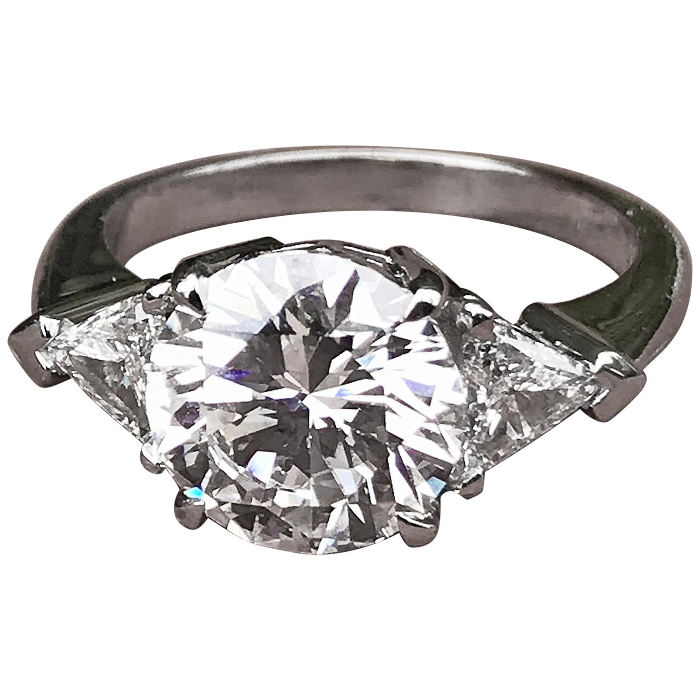 3.5 Carat tw apprx. Round Diamond & Trillion 3 Stone Platinum Ring - Ben Dannie For Sale