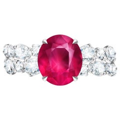 3.5 Carat Vivid Pink Spinel Mahenge Diamond 18 Karat White Gold Ring