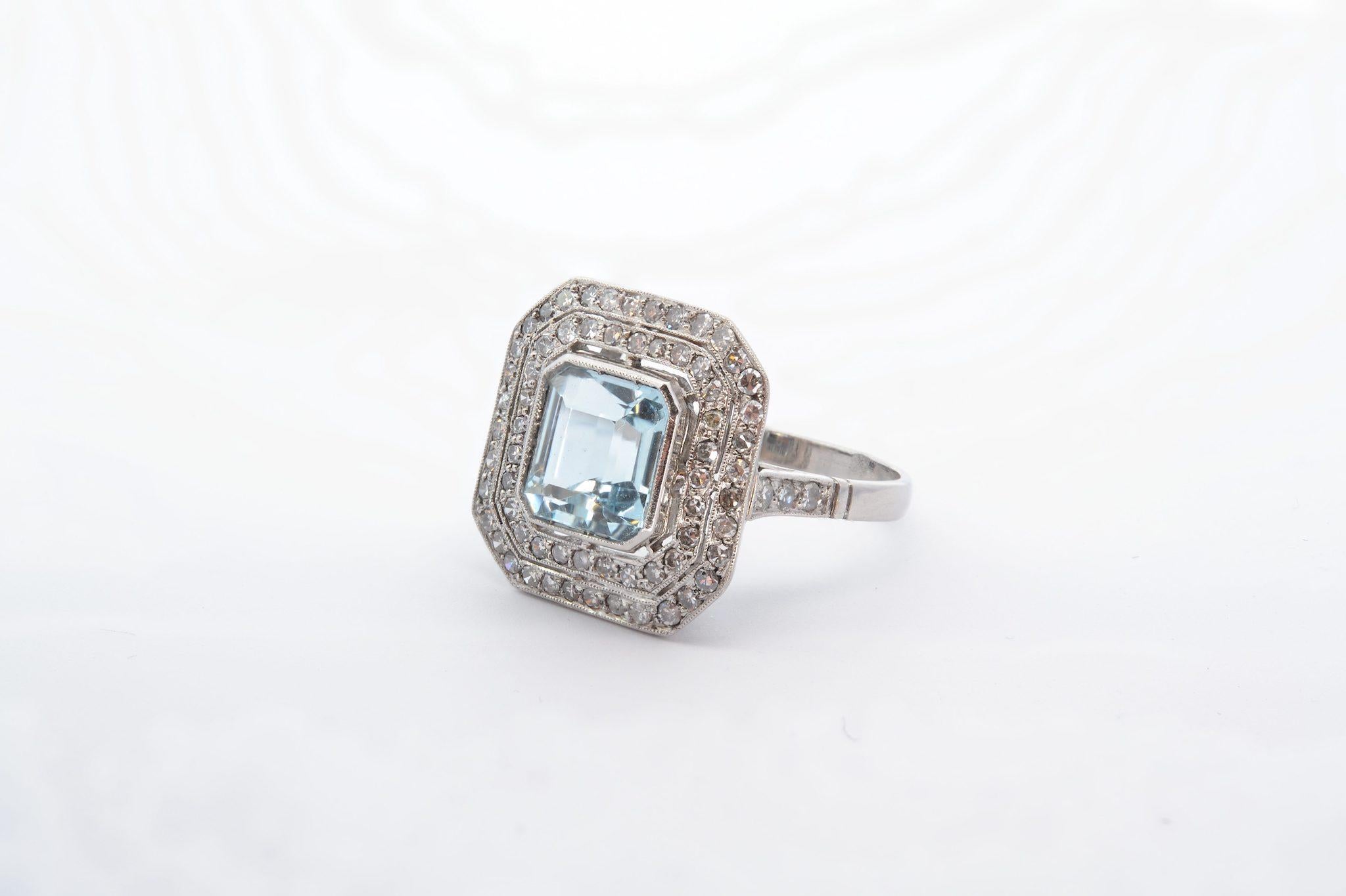 3,5 Karat Aquamarin-Ring mit Diamanten im Zustand „Gut“ im Angebot in PARIS, FR