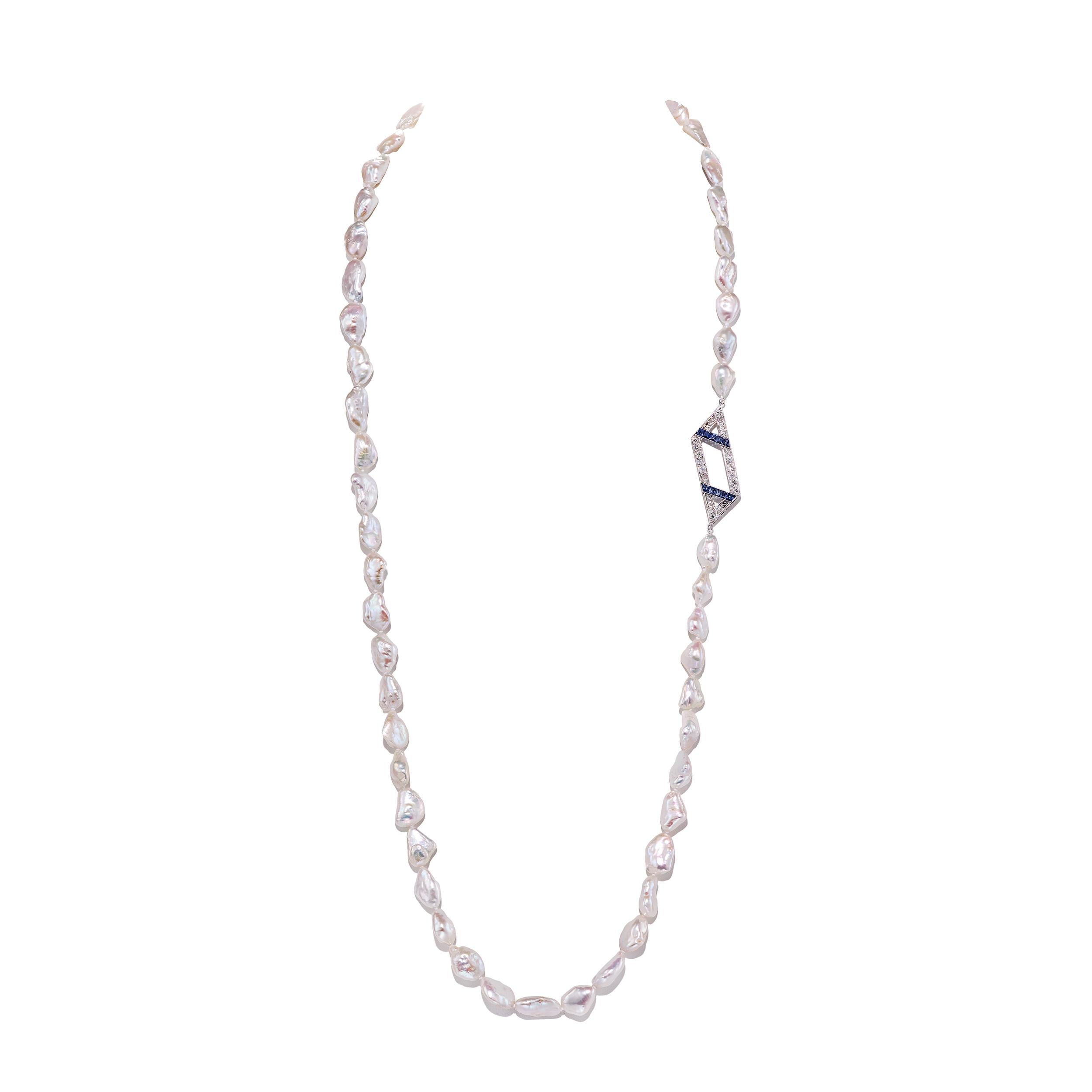 Collier en platine avec diamants et saphirs de 3,5 carats et perles des mers du Sud en vente