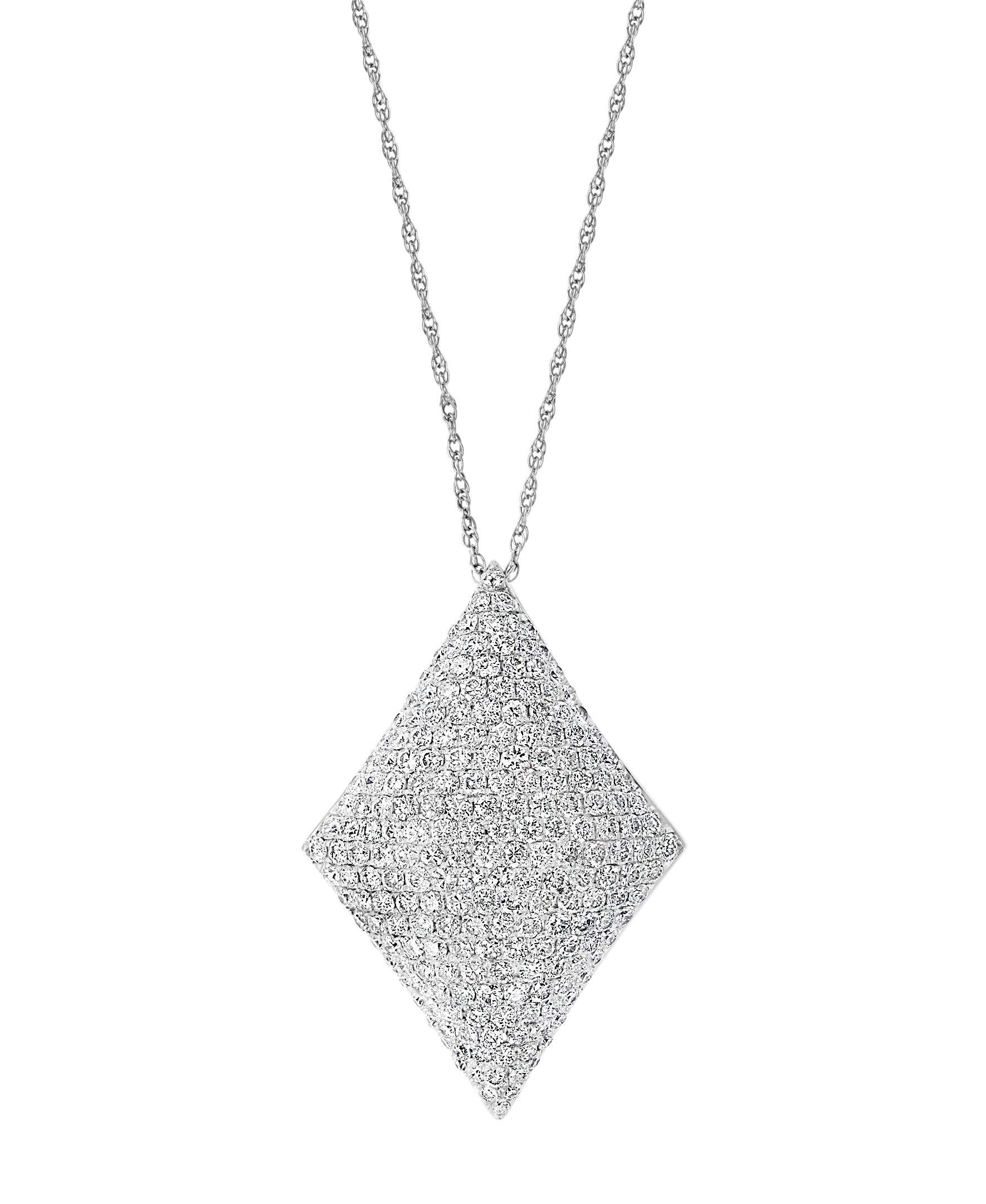 Women's 3.5 Carat VS/E Quality Diamond Pendant Necklace in 14 Karat White Gold For Sale