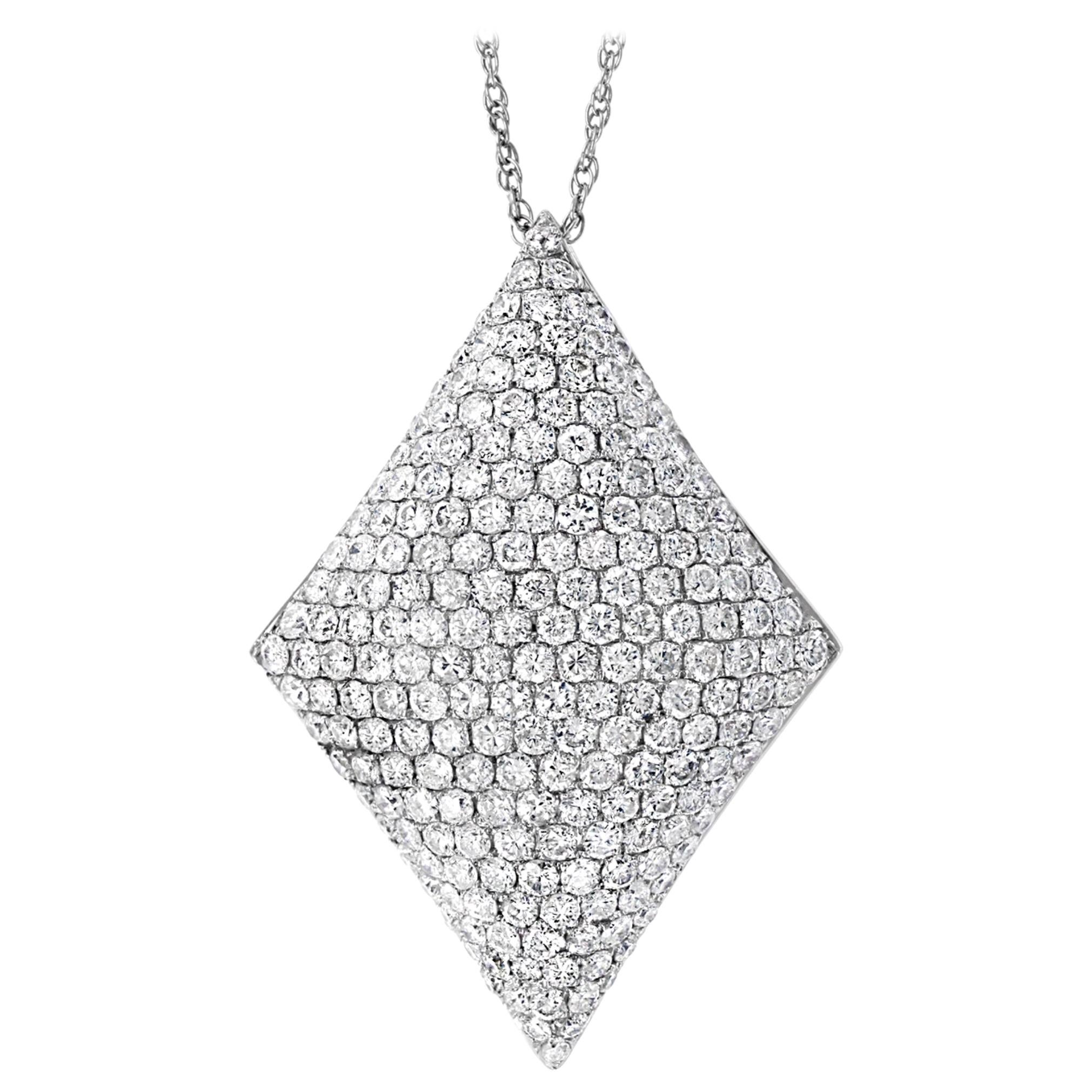 3.5 Carat VS/E Quality Diamond Pendant Necklace in 14 Karat White Gold For Sale