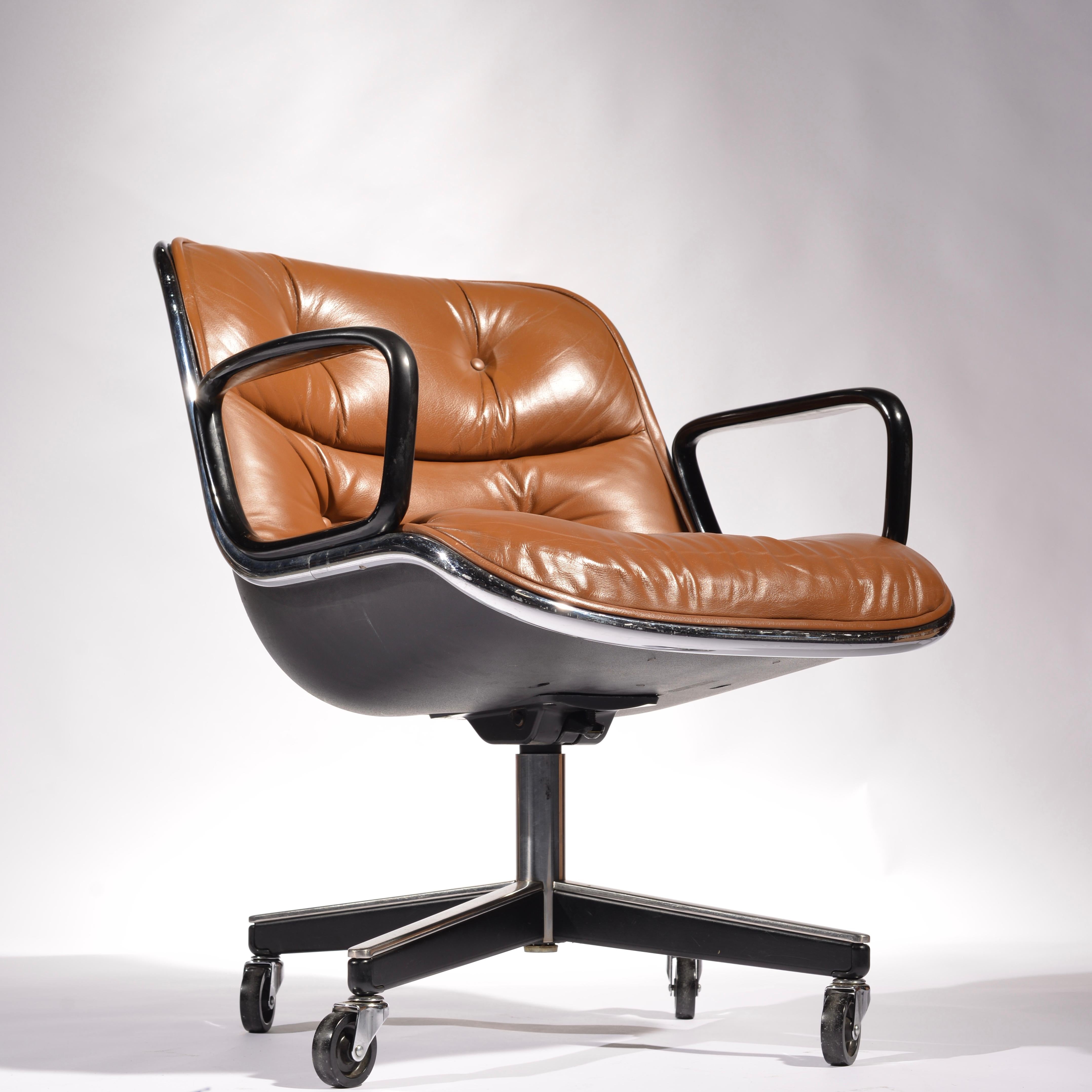 35 Charles Pollock Executive Desk Chairs for Knoll in Cognac Leather In Excellent Condition In Los Angeles, CA
