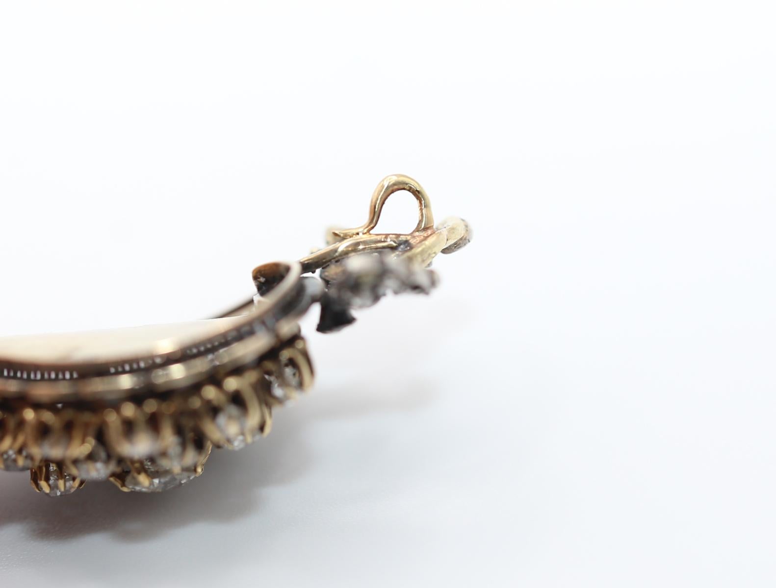 da uomo o donna Ciondolo antico in oro a forma di fragola con 3,5 carati di diamanti, 1890 in vendita