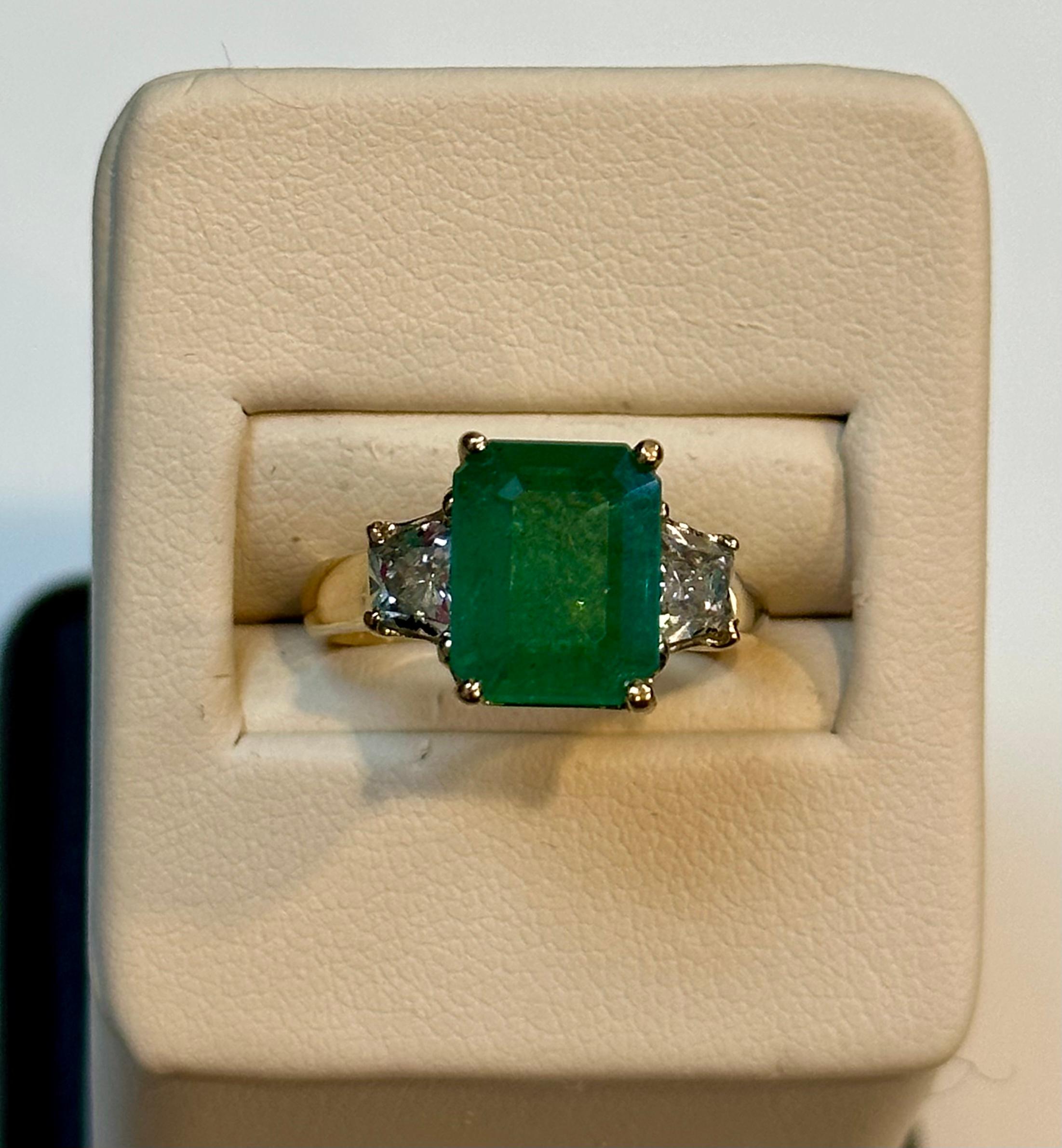 3.5 Ct Natural Emerald Cut Emerald and 1 Carat Diamond 14 Kt Yellow Gold Ring 1