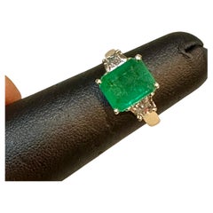 3.5 Ct Natural Emerald Cut Emerald and 1 Carat Diamond 14 Kt Yellow Gold Ring