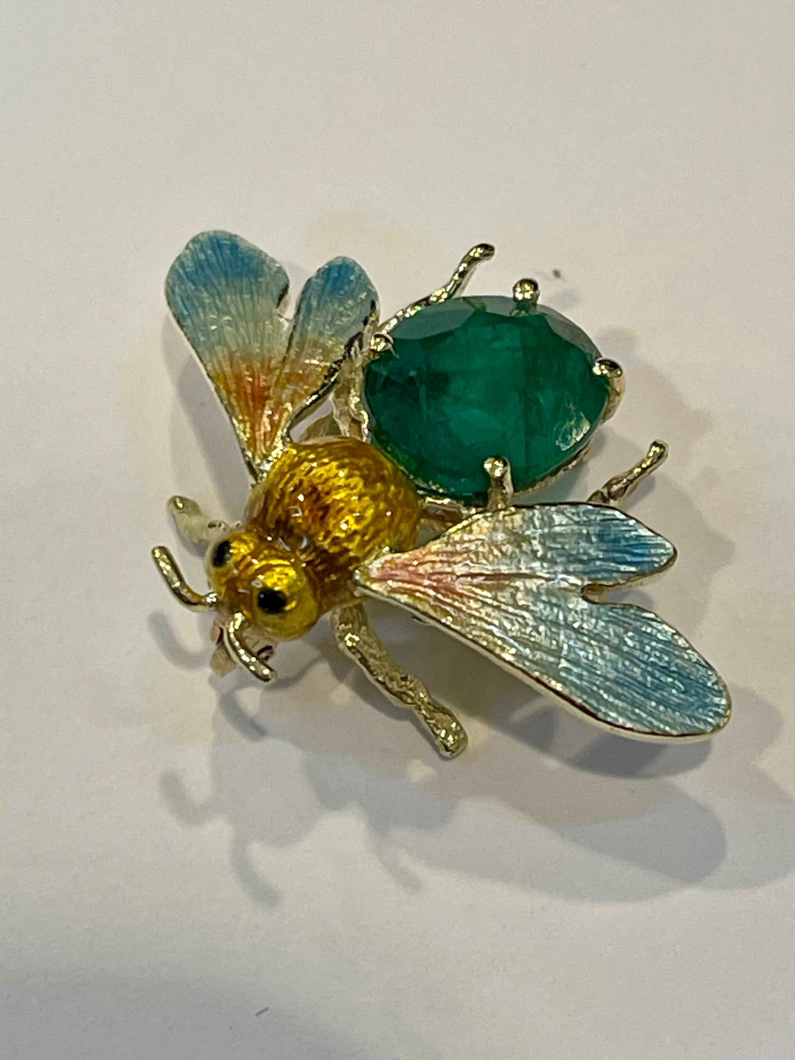 3.5 Ct Natural Oval Emerald Bug Brooch /Pin 14 Karat Yellow Gold 7.7 Gm, Enamel 6
