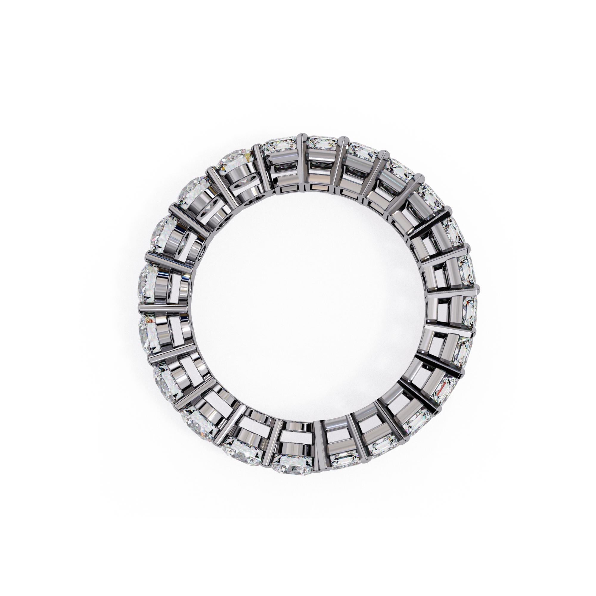 Eternity-Ring, 3,5 Karat Smaragd und runder Diamant, 14 Karat Solild Gold im Angebot 9