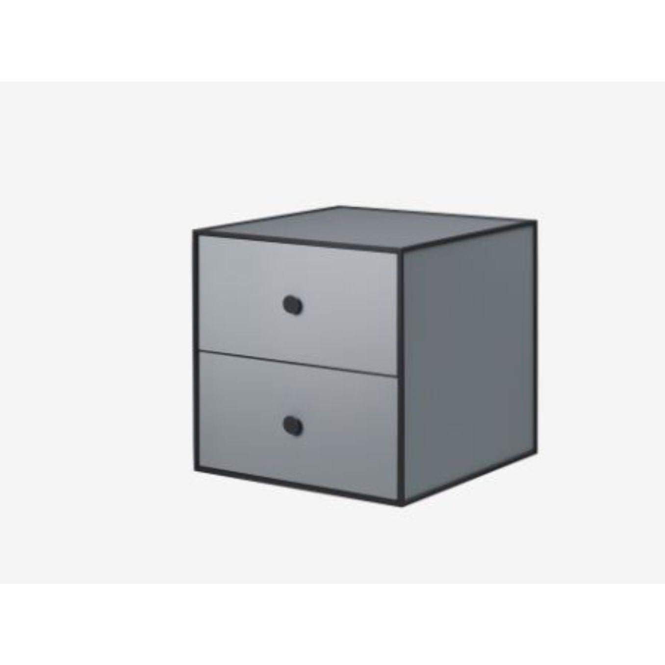 35 dark grey frame box with 2 drawer by Lassen
Dimensions: W 35 x D 35 x H 35 cm 
Materials: Finér, Melamin, Melamin, Melamine, Metal, Veneer,
Also available in different colors and dimensions. 
Weight: 10.50, 10.50, 11.50, 11.50 Kg

Frame