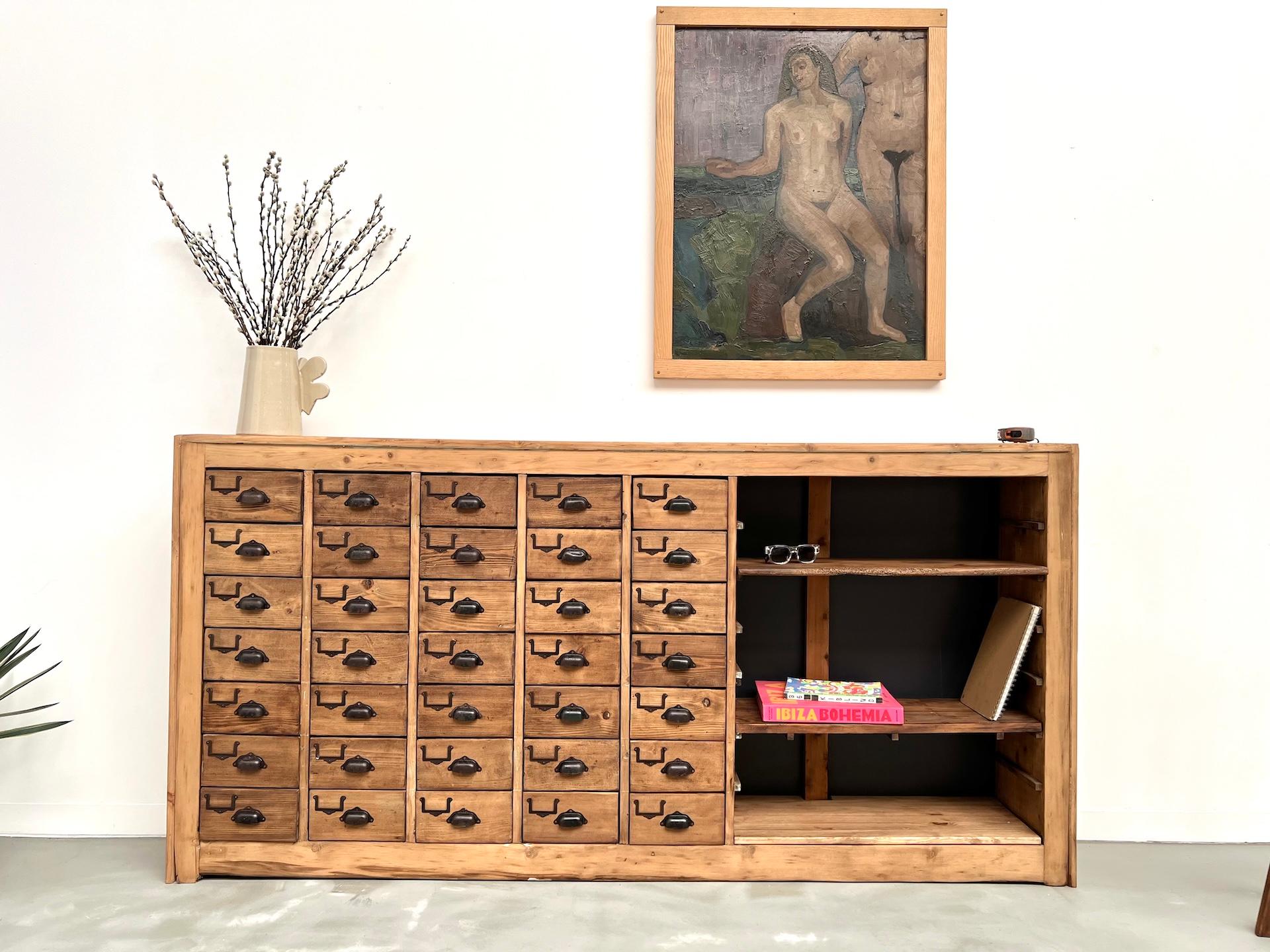 French 35 drawers craft cabinet, Circa 1950 For Sale