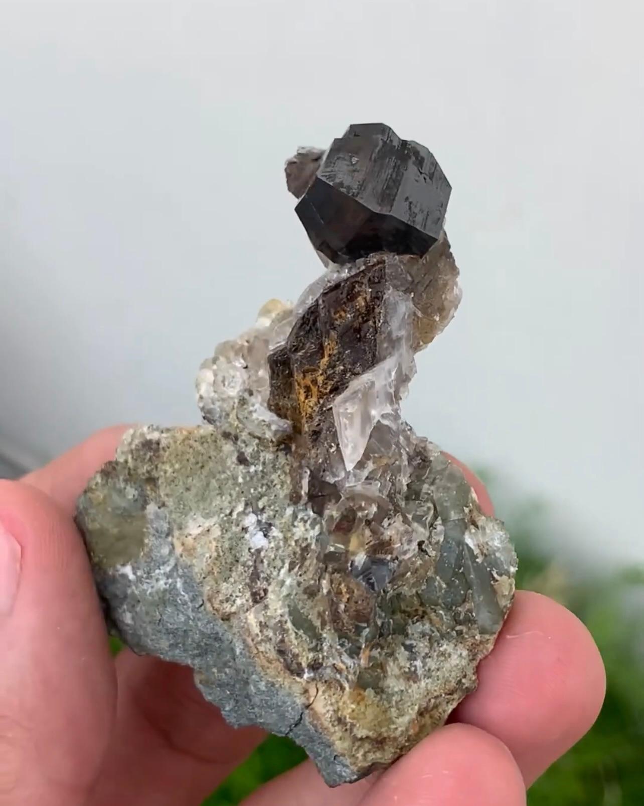 Product Information:

Specimen Type: Isometric impressive Anatase crystal on matrix
Weight: 35 grams
Dimension: H: 6.3 x W: 5.5 x W: 1.8 cm
Origin: Kharan, Baluchistan Province, Pakistan
Treatment: None