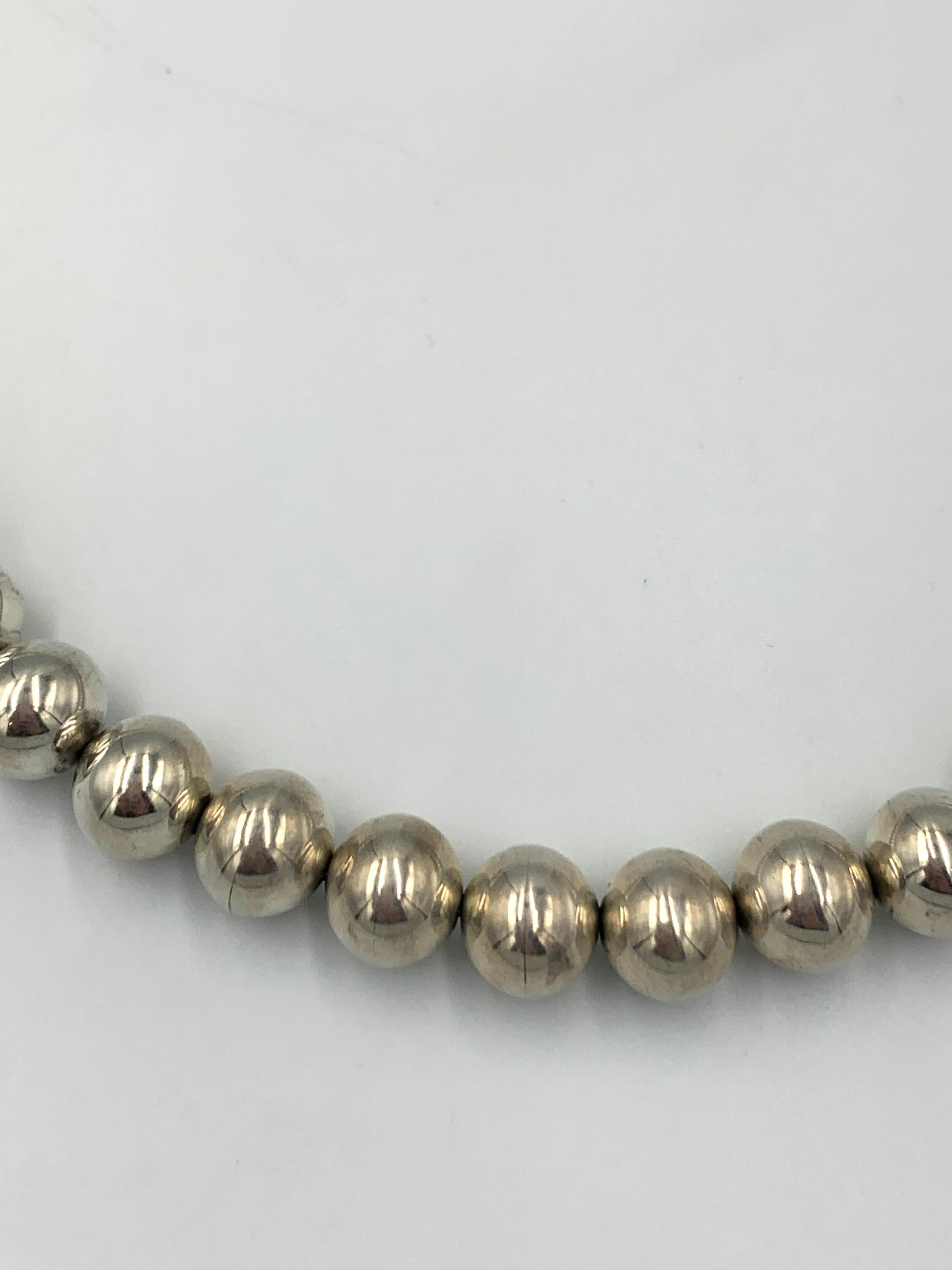 Collar de plata de ley con perlas navajo de 35