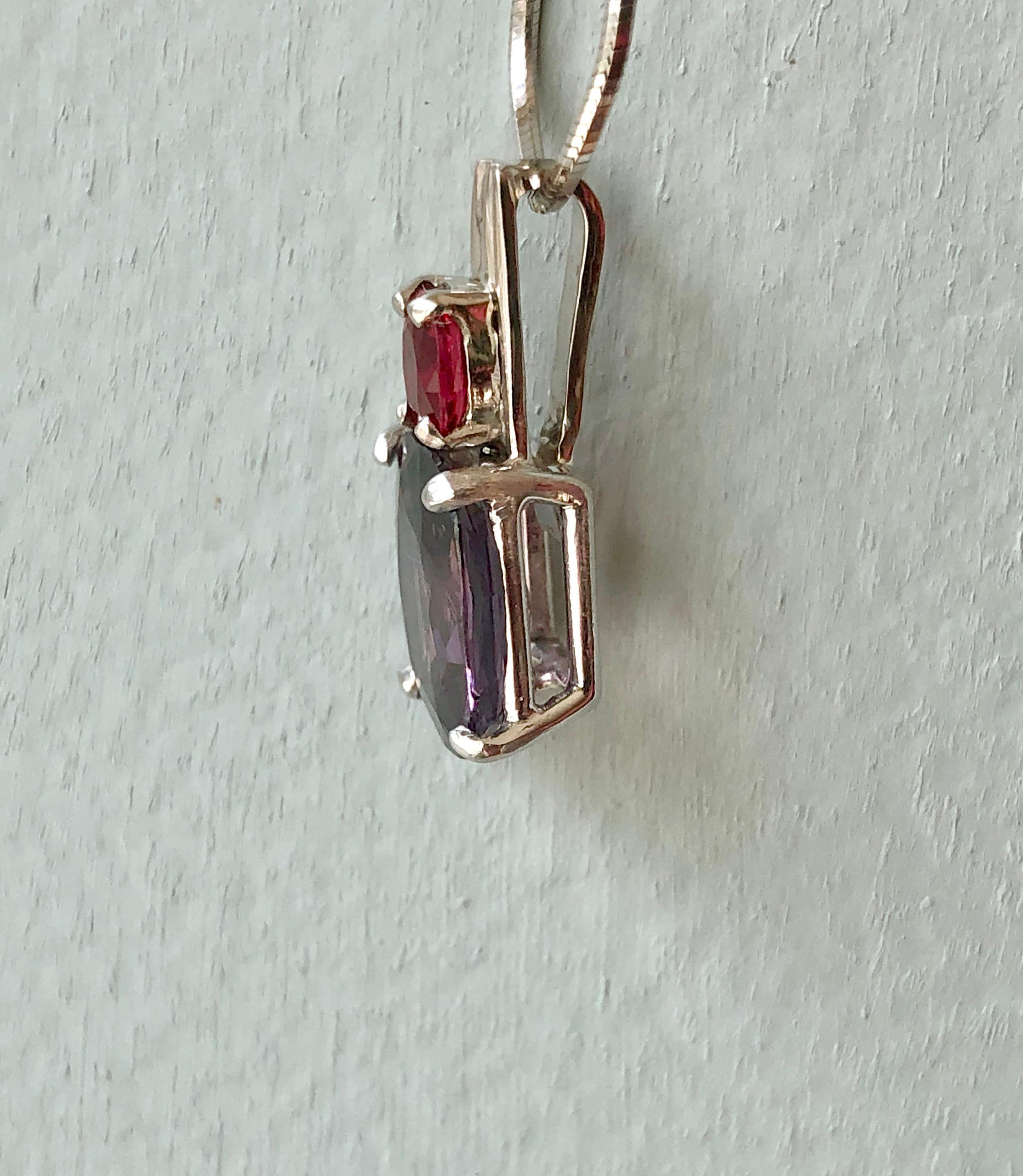 Women's 3.50 Carat Burmese Purple and Red Spinel Pendant Necklace Platinum 18 Karat For Sale