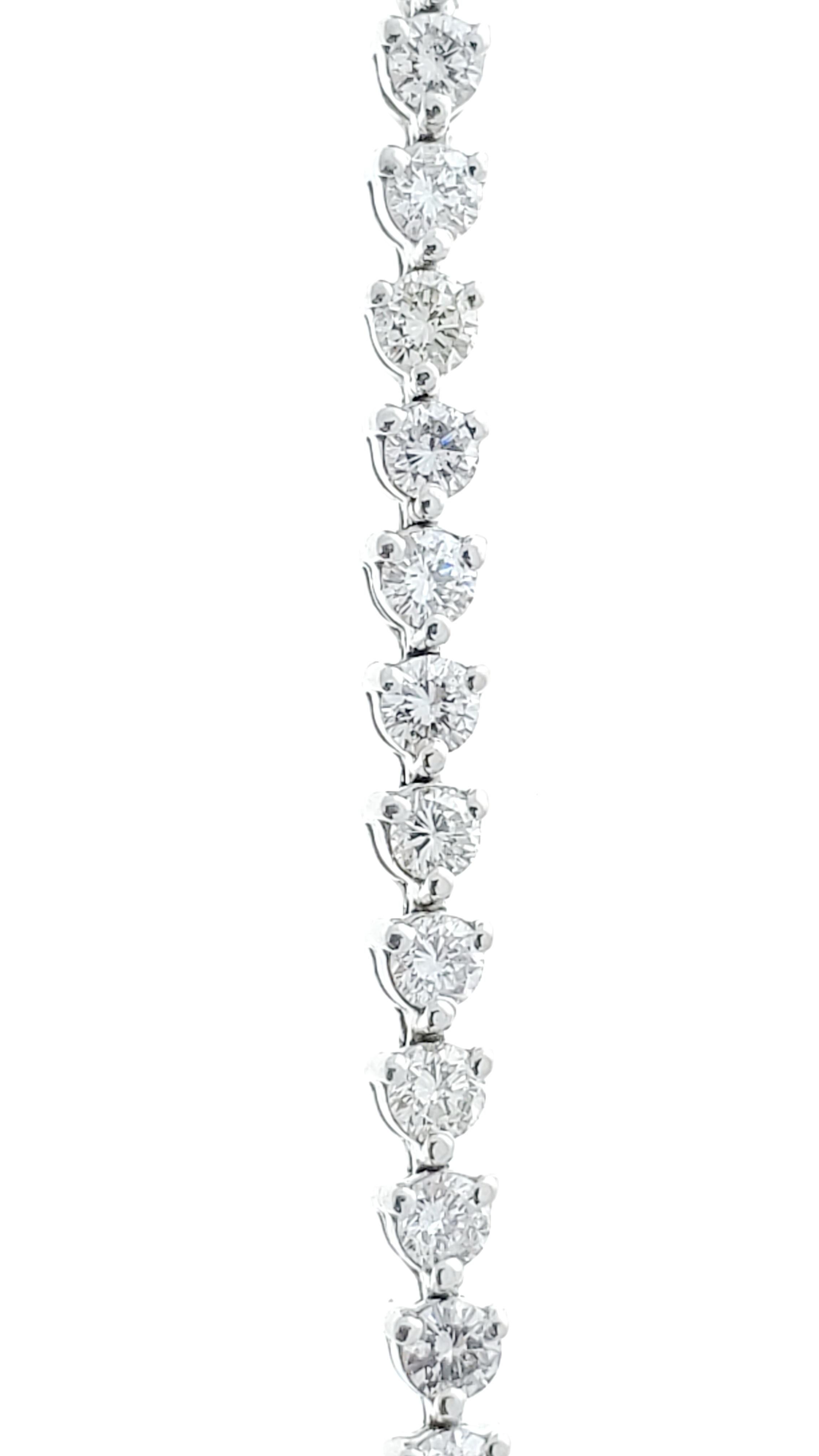 Contemporary 3.50 Carat 3-Prong Round Diamond Tennis Bracelet in 14 Karat White Gold For Sale