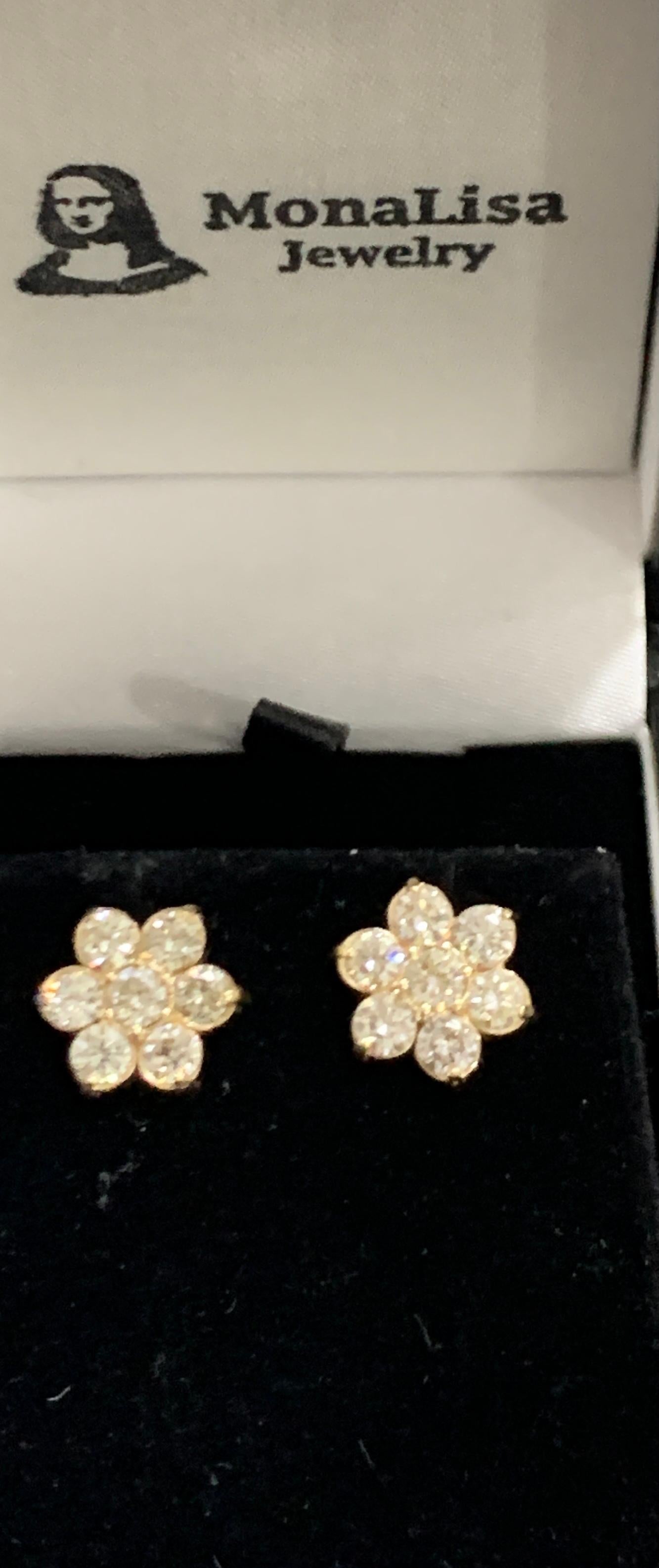3,50 Karat 7 Diamant Floral Cluster-Blumen-Ohrstecker aus 14 Karat Gelbgold 5
