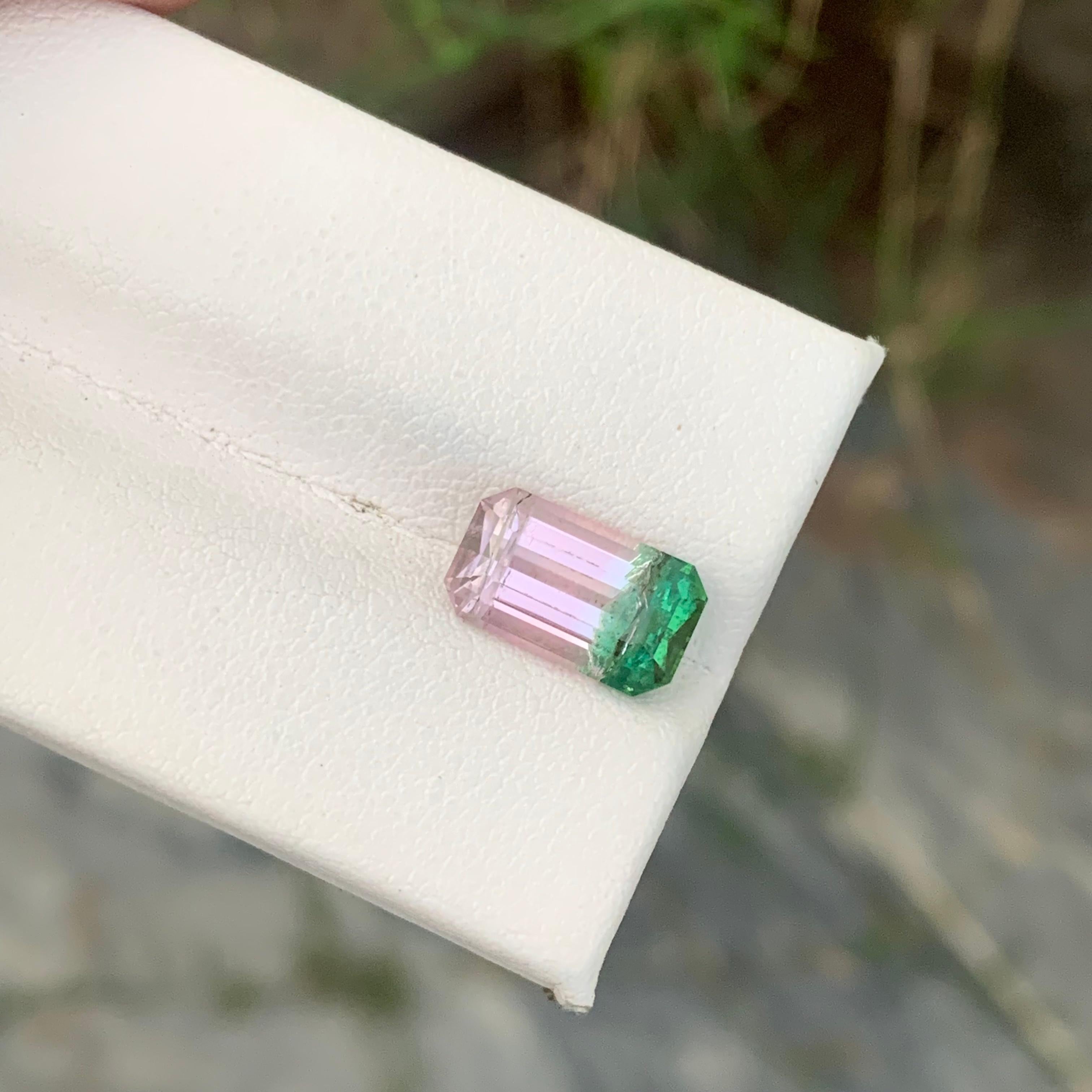 3,50 Karat mundgeblasener rosa und grüner zweifarbiger Turmalin im Smaragdschliff 13