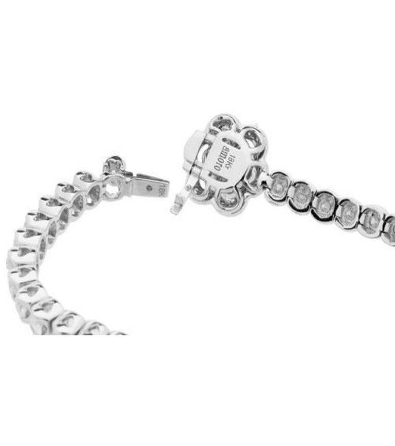 3.50 Carat Diamond Bracelet in 18 Karat White Gold In New Condition For Sale In Nassau, BS