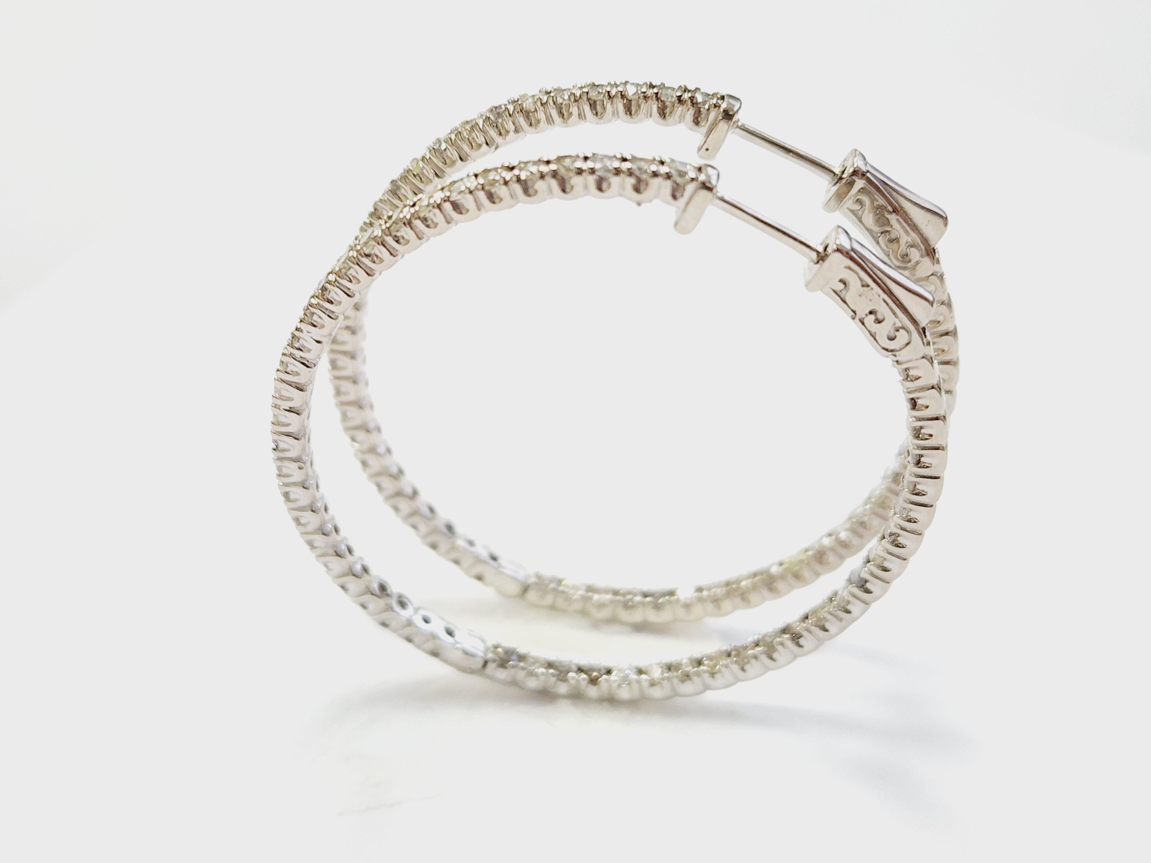 Pendientes Aros Diamante Natural 3,50 Quilates Oro Blanco 14 Kilates en Nuevo estado para la venta en Great Neck Plaza, NY