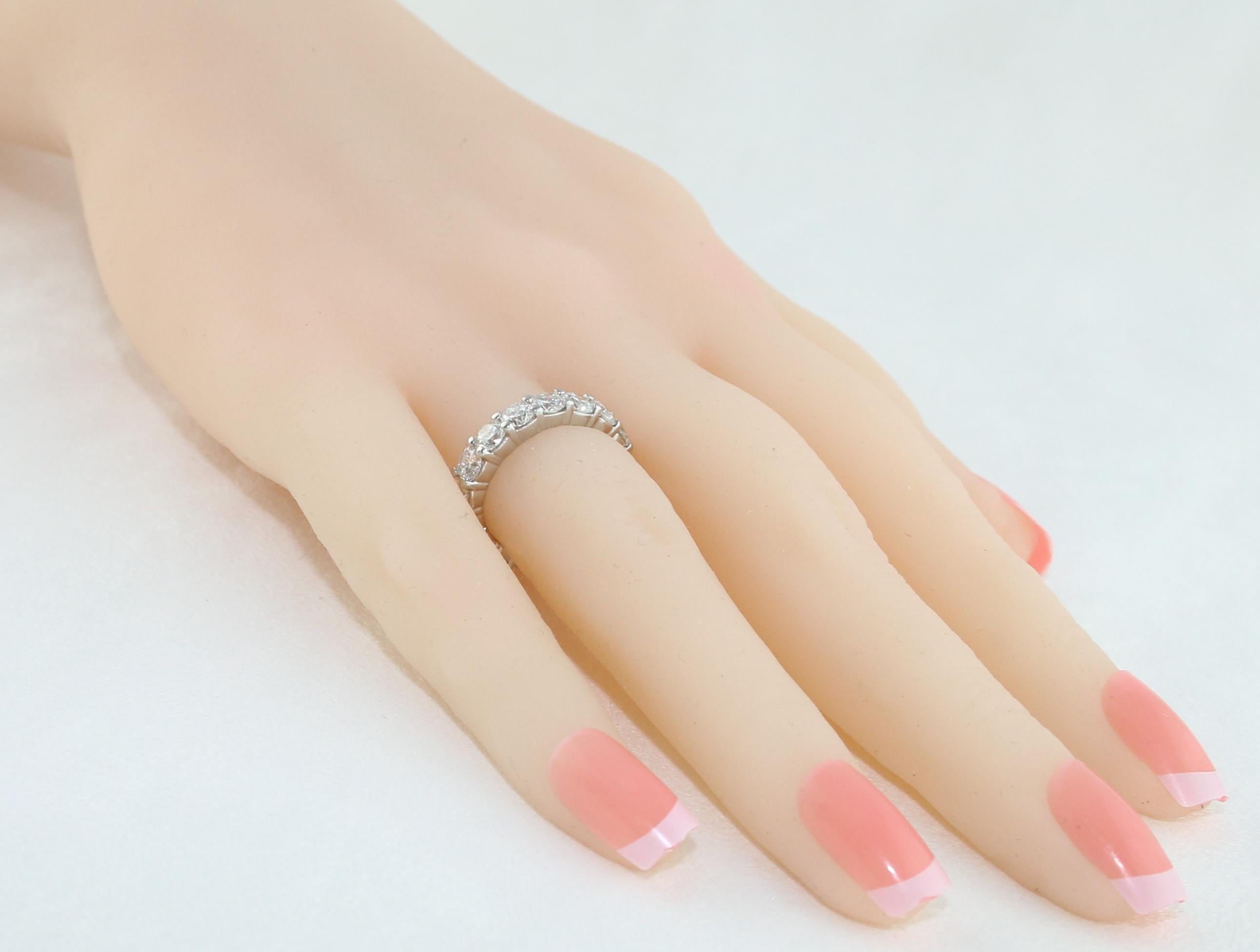 Round Cut 3.50 Carat Diamond Platinum Eternity Band Ring For Sale