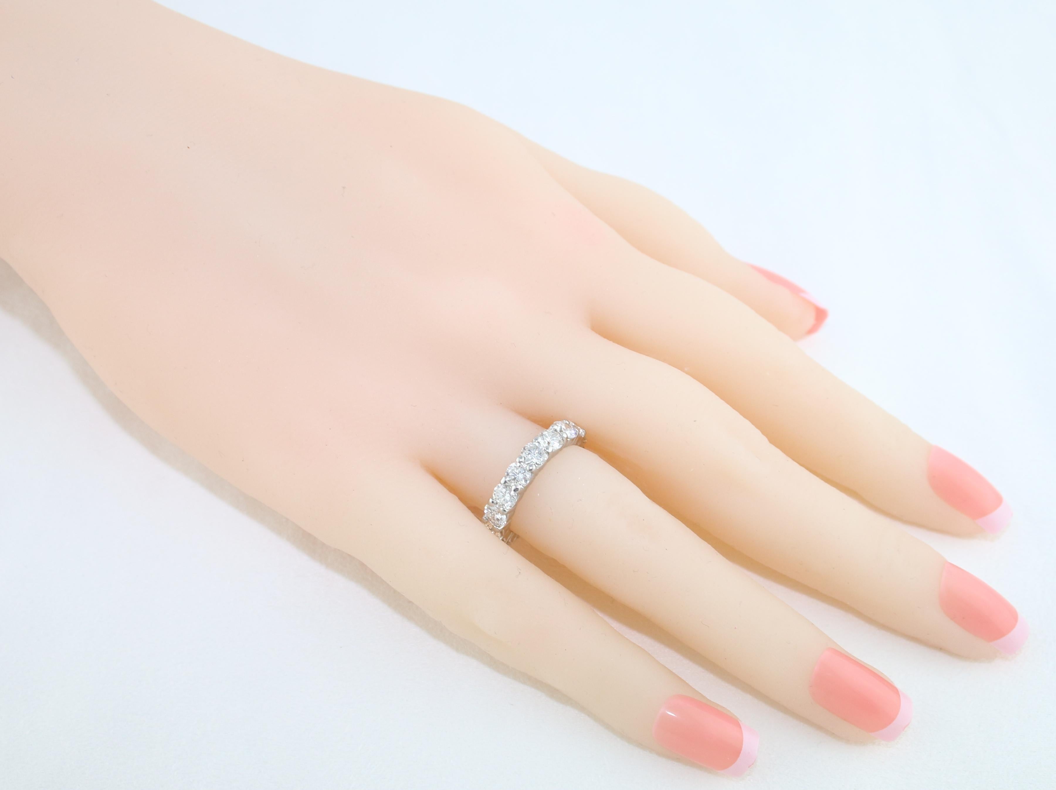 Bague d'éternité en platine avec diamant de 3,50 carats Pour femmes en vente
