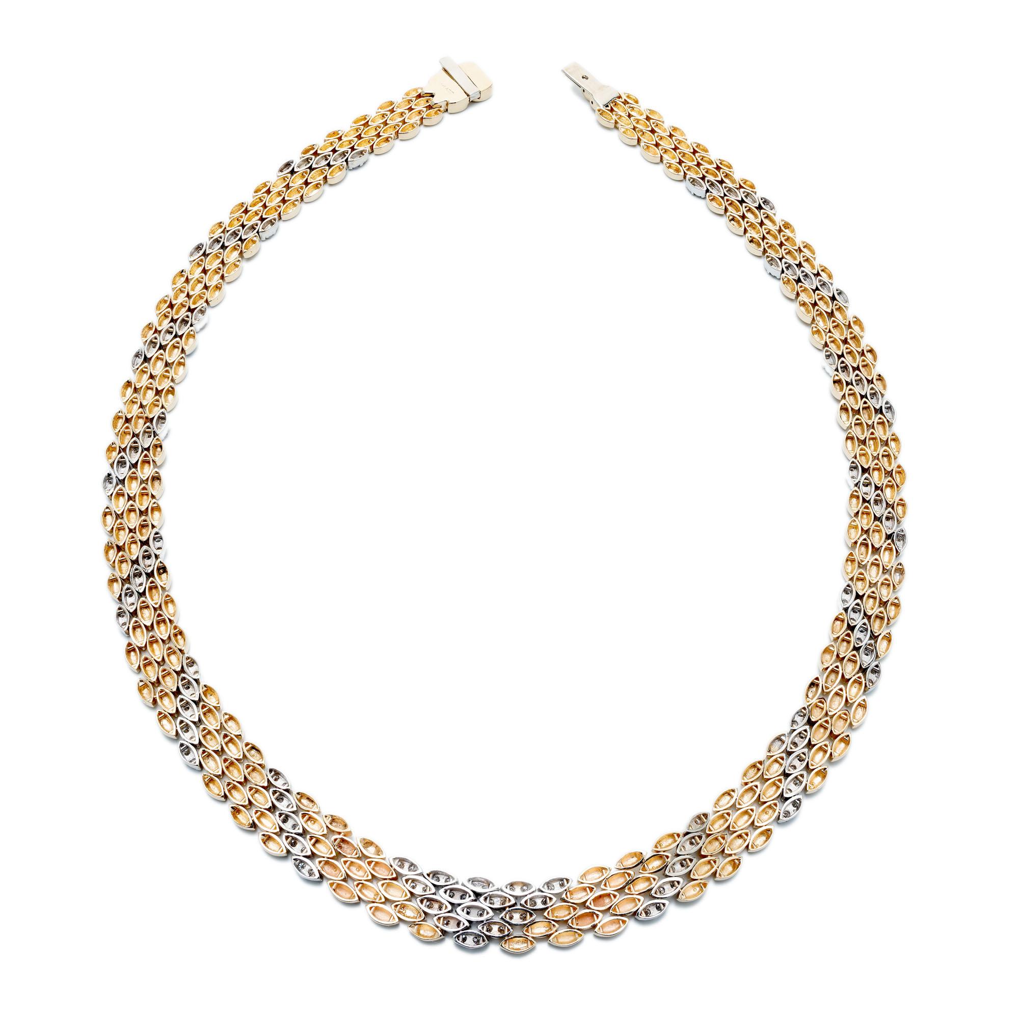 Collier à cinq rangs de maillons panthère en or jaune 14k de 18 pouces de long avec des sections en or blanc accentuées de 170 diamants ronds de taille brillant. Loquet intégré avec sécurité en dessous.

170 diamants ronds taille brillant, H-I VS-SI