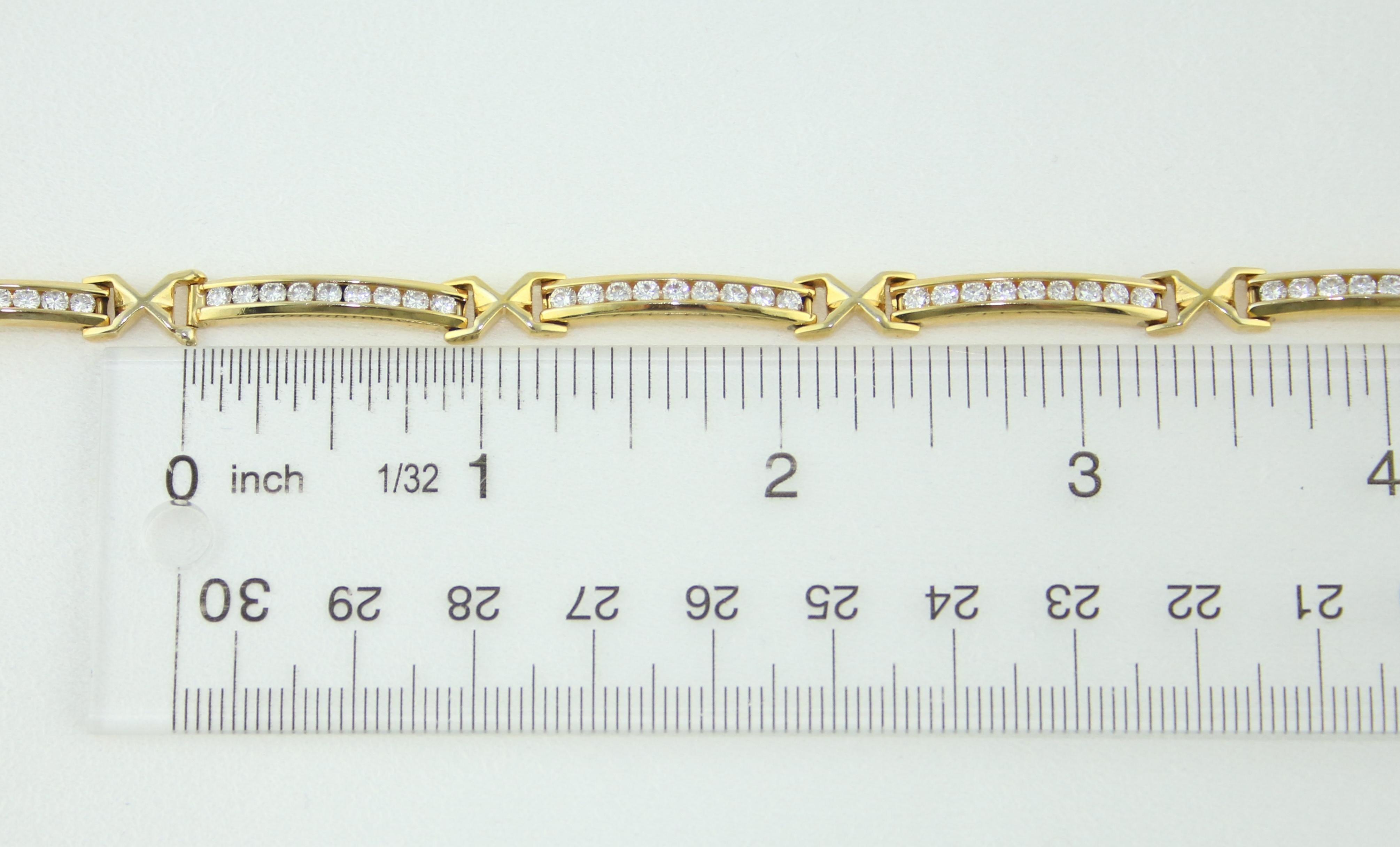 3.50 Carat Diamond Yellow Gold Tennis Bracelet In New Condition For Sale In New York, NY