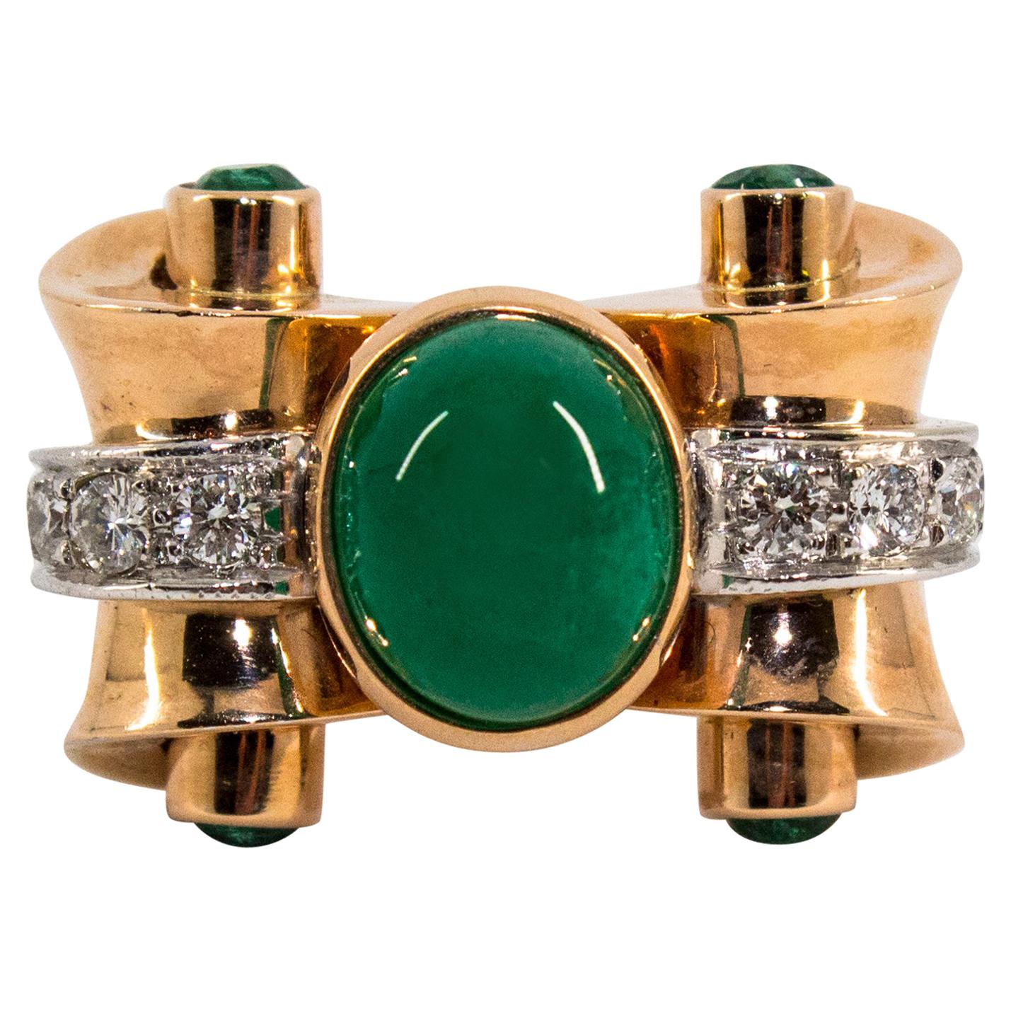 3.50 Carat Emerald 0.50 Carat White Diamond Yellow Gold Cocktail Ring For Sale