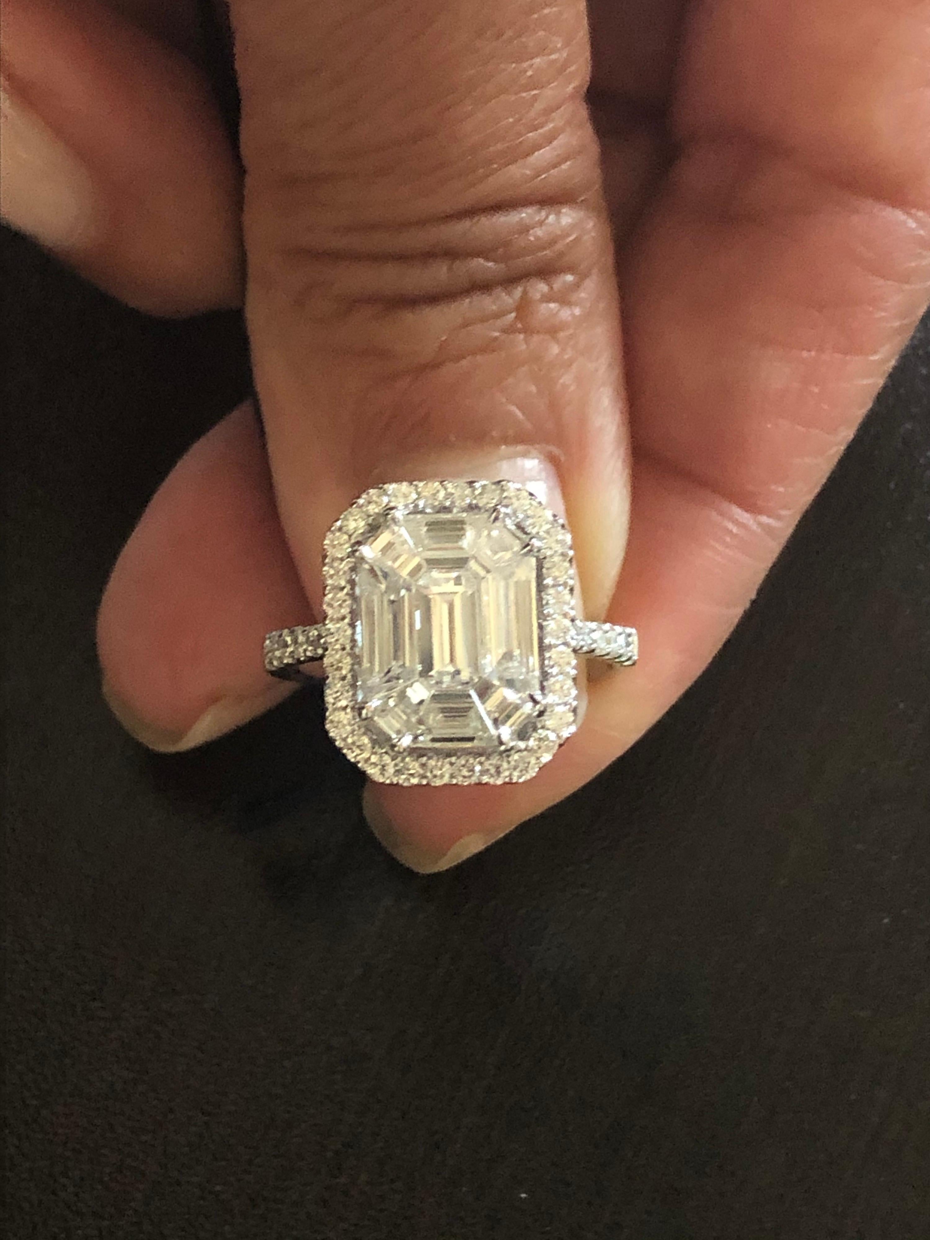 3.50 Karat Smaragdschliff Illusion Diamantring Damen