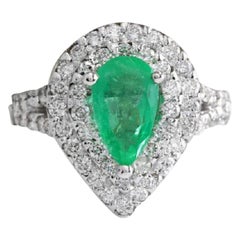 3.50 Carat Natural Colombian Emerald and Diamond 14 Karat Solid White Gold Ring