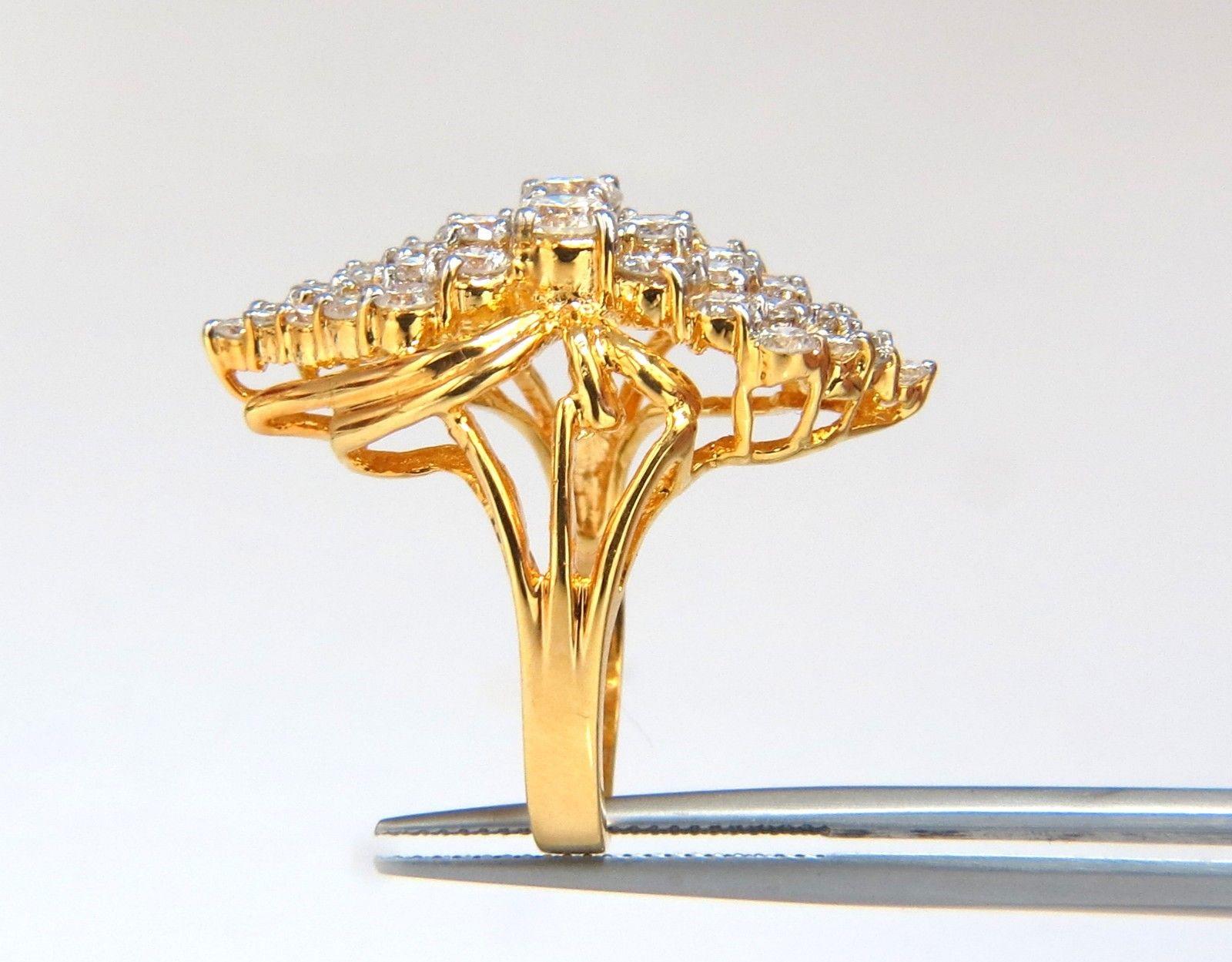 3,50 Karat natürliche Diamanten Runder Cocktail Prime Cluster Ring 14 Karat im Zustand „Neu“ im Angebot in New York, NY