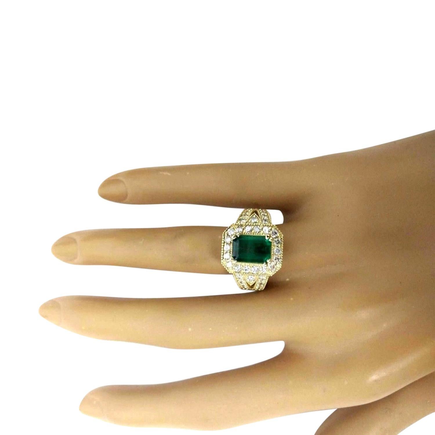 Emerald Diamond Ring In 14 Karat Solid Yellow Gold  In New Condition For Sale In Los Angeles, CA