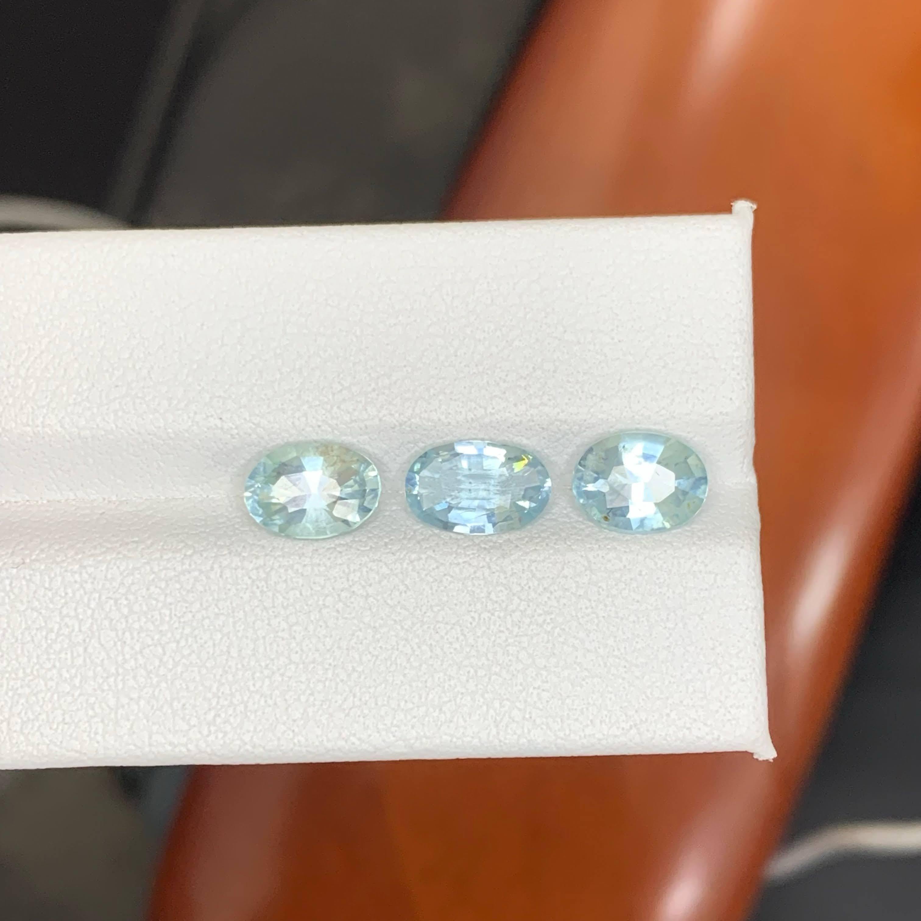 3.50 Carat Natural Loose 3 Piece Light Blue Aquamarine Set Oval Cut Gemstone en venta 5