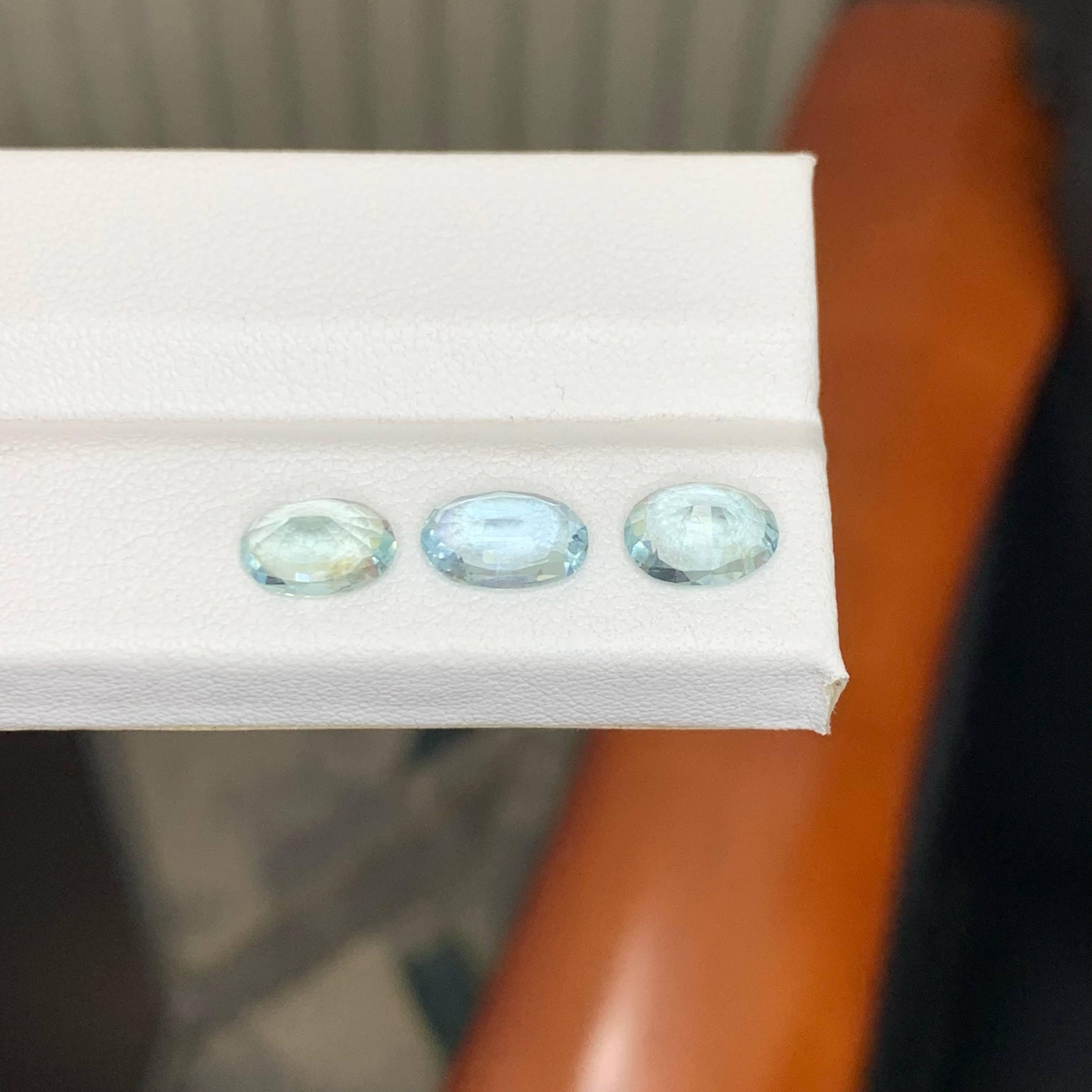 3.50 Carat Natural Loose 3 Piece Light Blue Aquamarine Set Oval Cut Gemstone Corte oval en venta