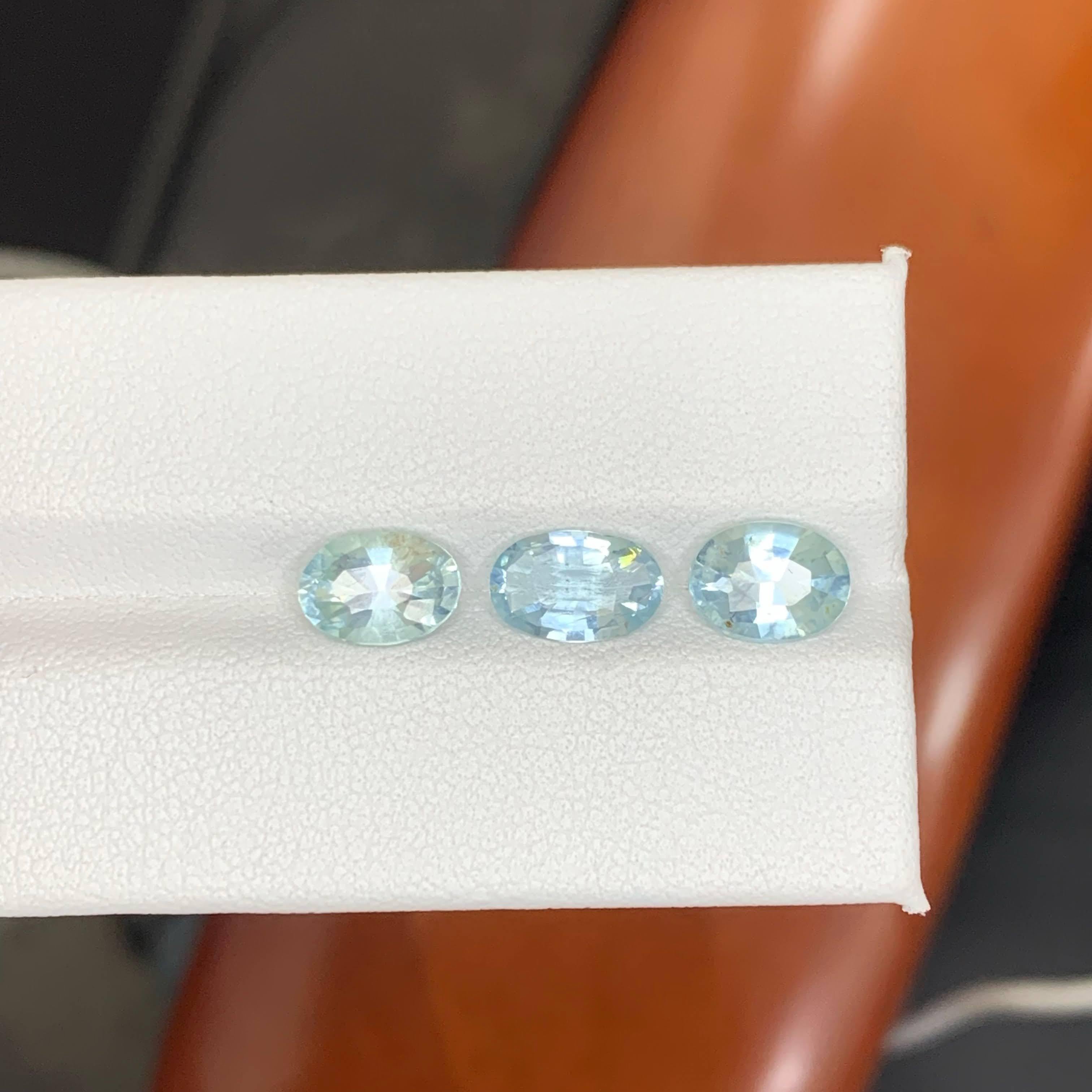 3.50 Carat Natural Loose 3 Piece Light Blue Aquamarine Set Oval Cut Gemstone en venta 2