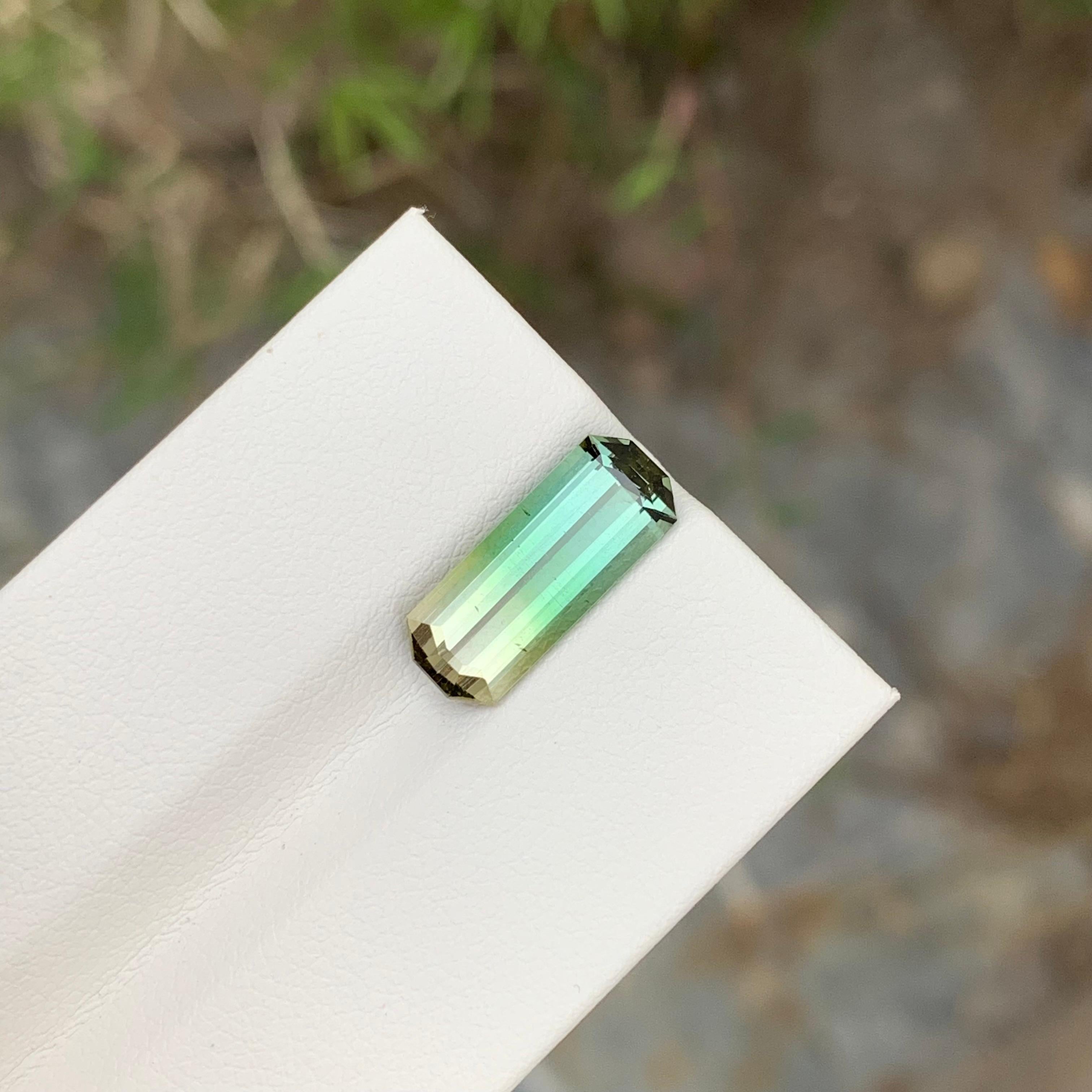 3.50 Carat Natural Loose Bi Color Tourmaline long Emerald Shape Gem For Pendant  For Sale 2