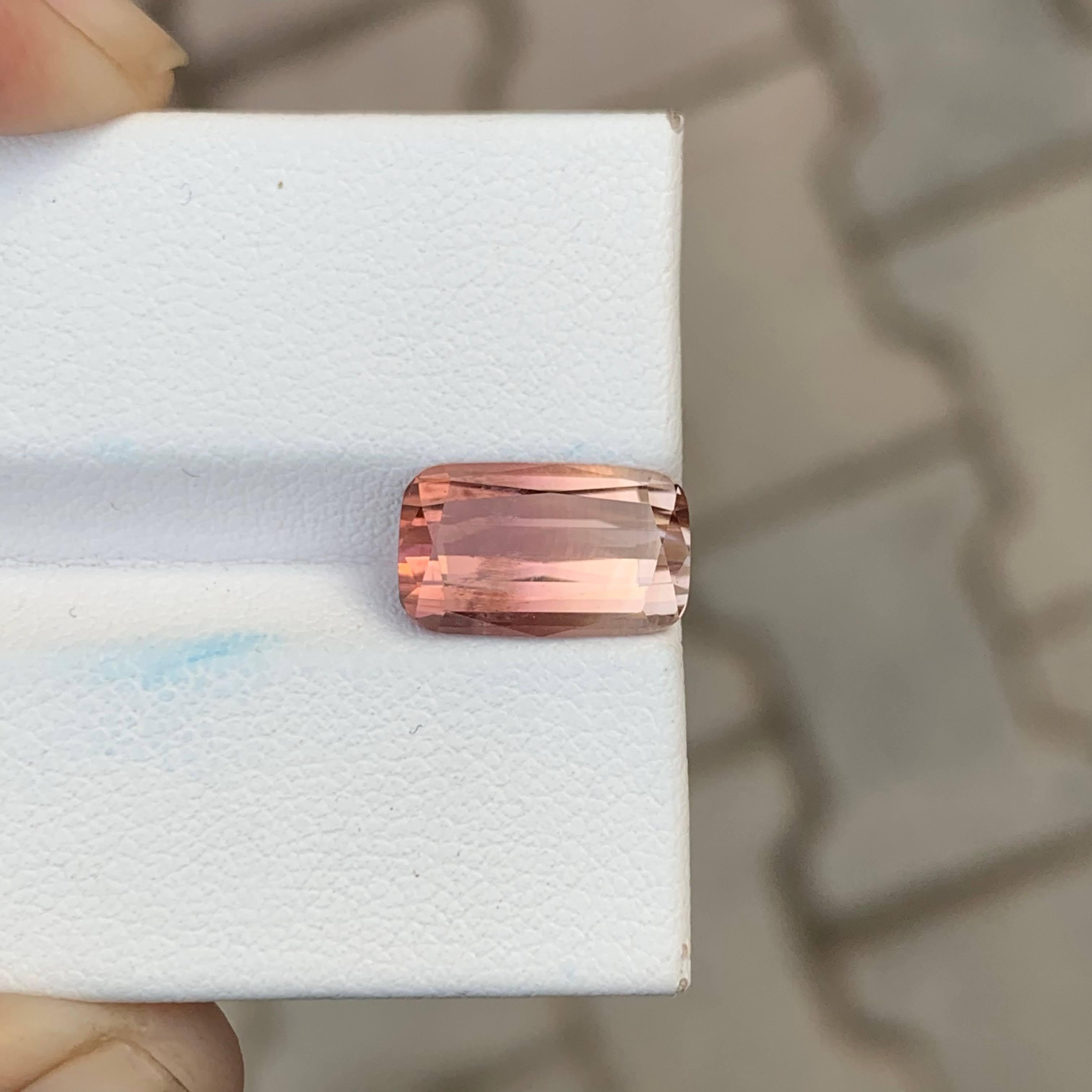 3,50 quilates de turmalina bicolor natural suelta talla cojín gema africana en Nuevo estado para la venta en Bangkok, TH