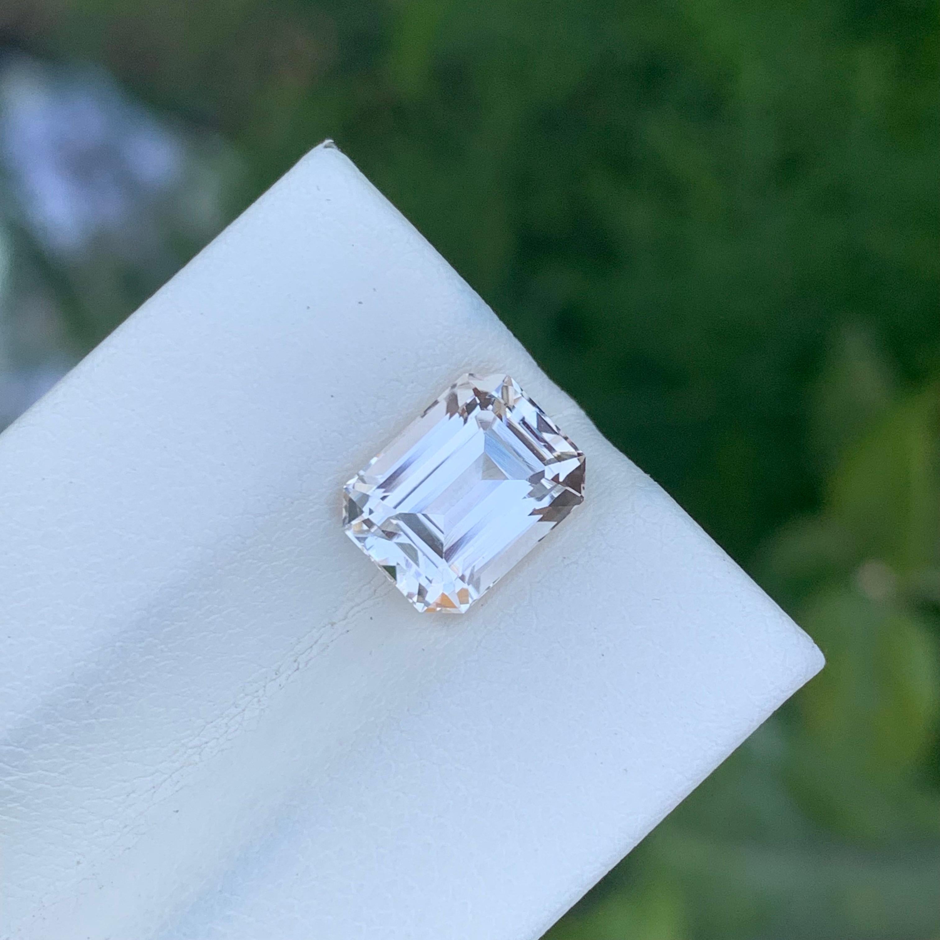 3.50 Carat Natural Loose Golden Topaz From Skardu, Pakistan In New Condition For Sale In Peshawar, PK