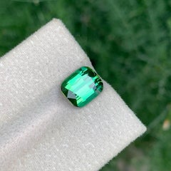 3.50 quilates de turmalina verde natural suelta talla cojín gema afgana