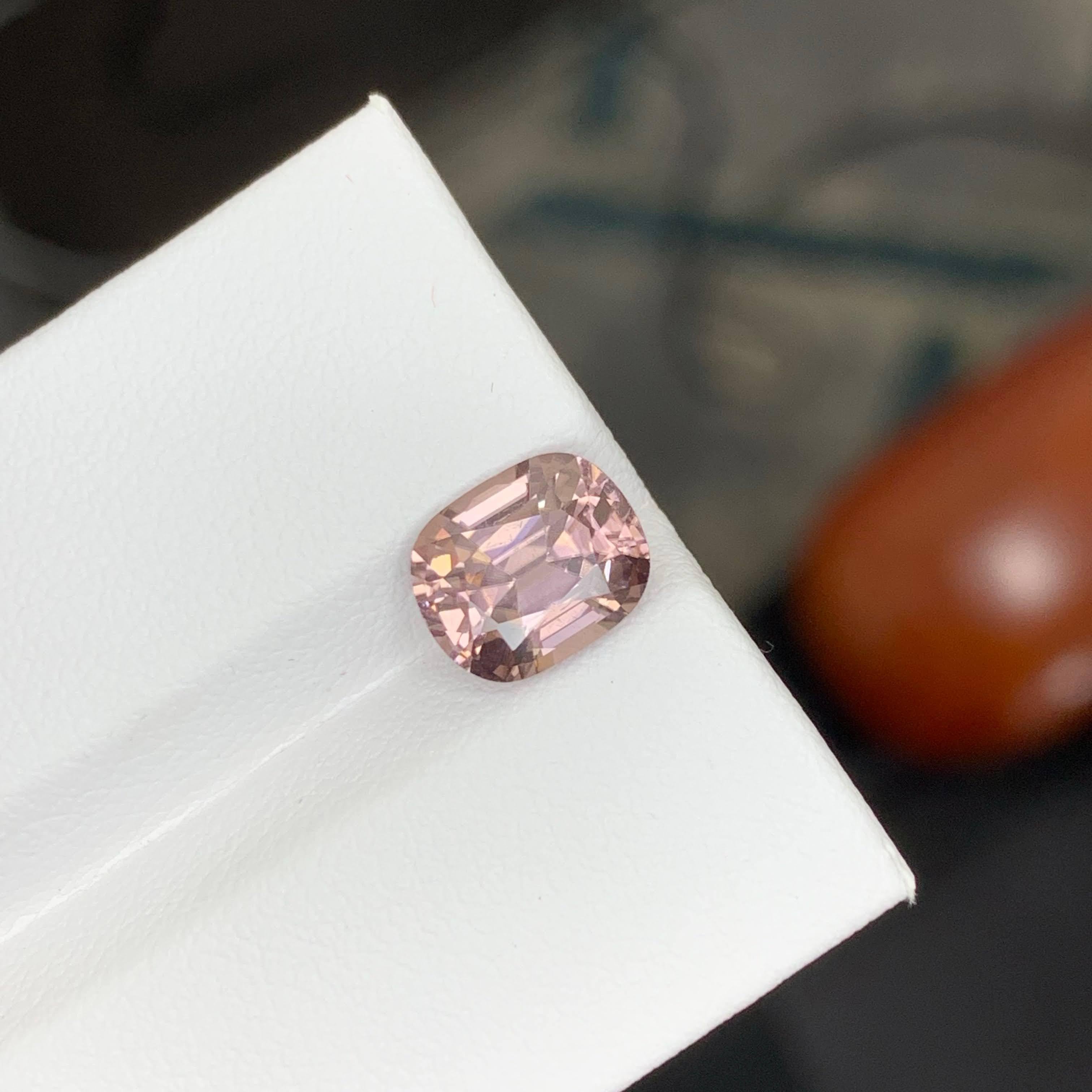 3,50 Karat natürlicher loser rosafarbener Pfirsich Spinell mit Kissenschliff burmesischer Edelstein im Angebot 5