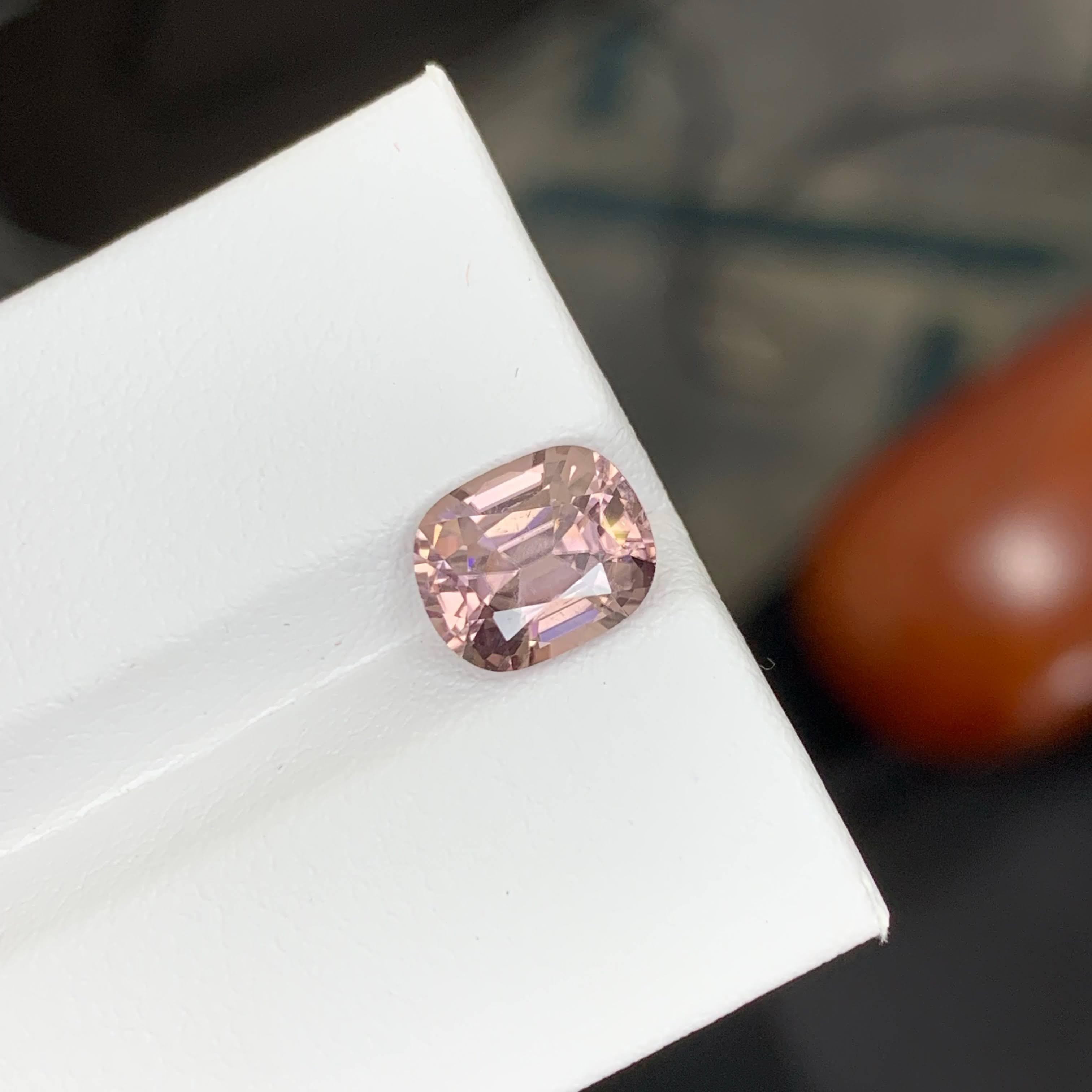 3,50 Karat natürlicher loser rosafarbener Pfirsich Spinell mit Kissenschliff burmesischer Edelstein im Angebot 6