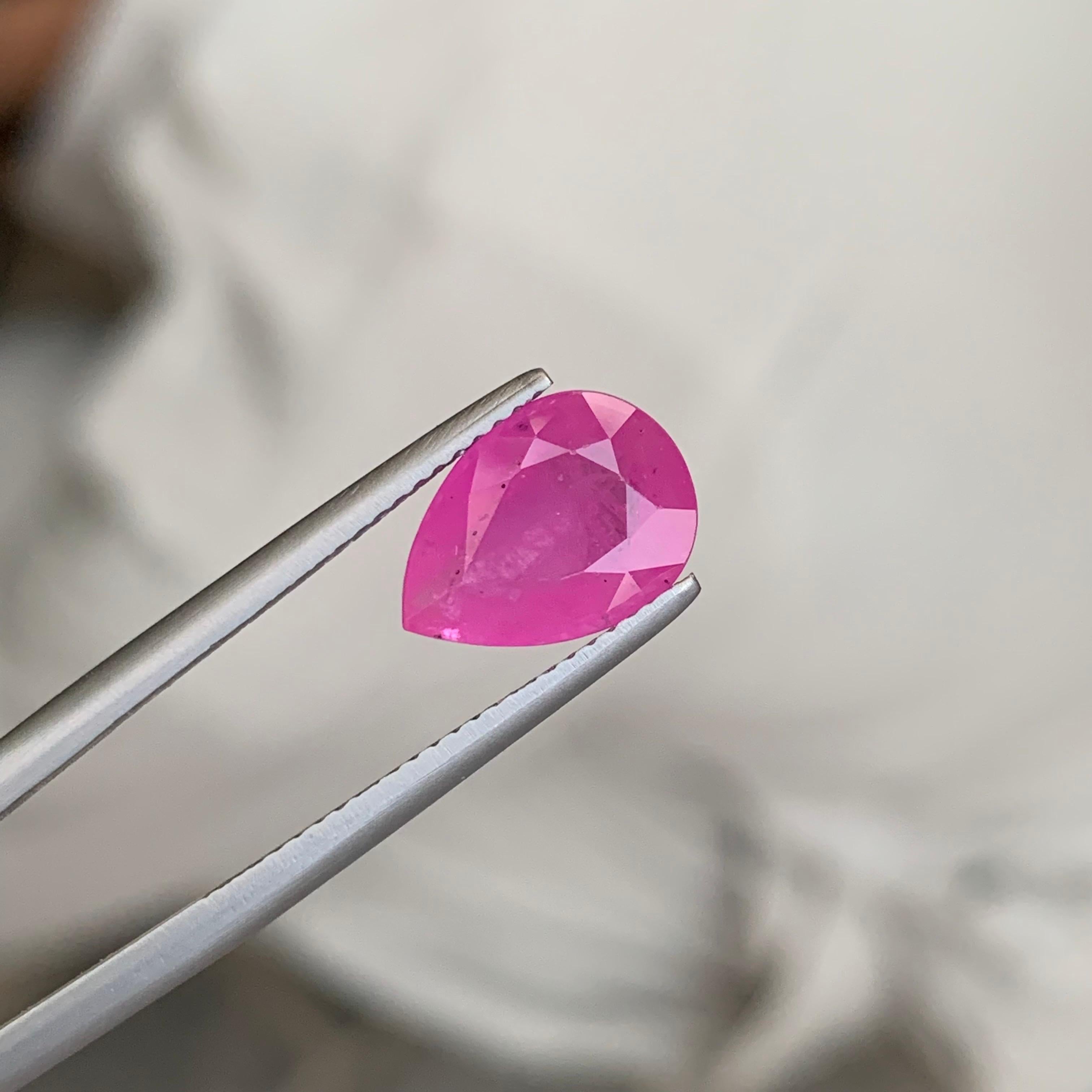 Taglio a goccia 3,50 carati di rubino rosa naturale sfuso a forma di pera in vendita