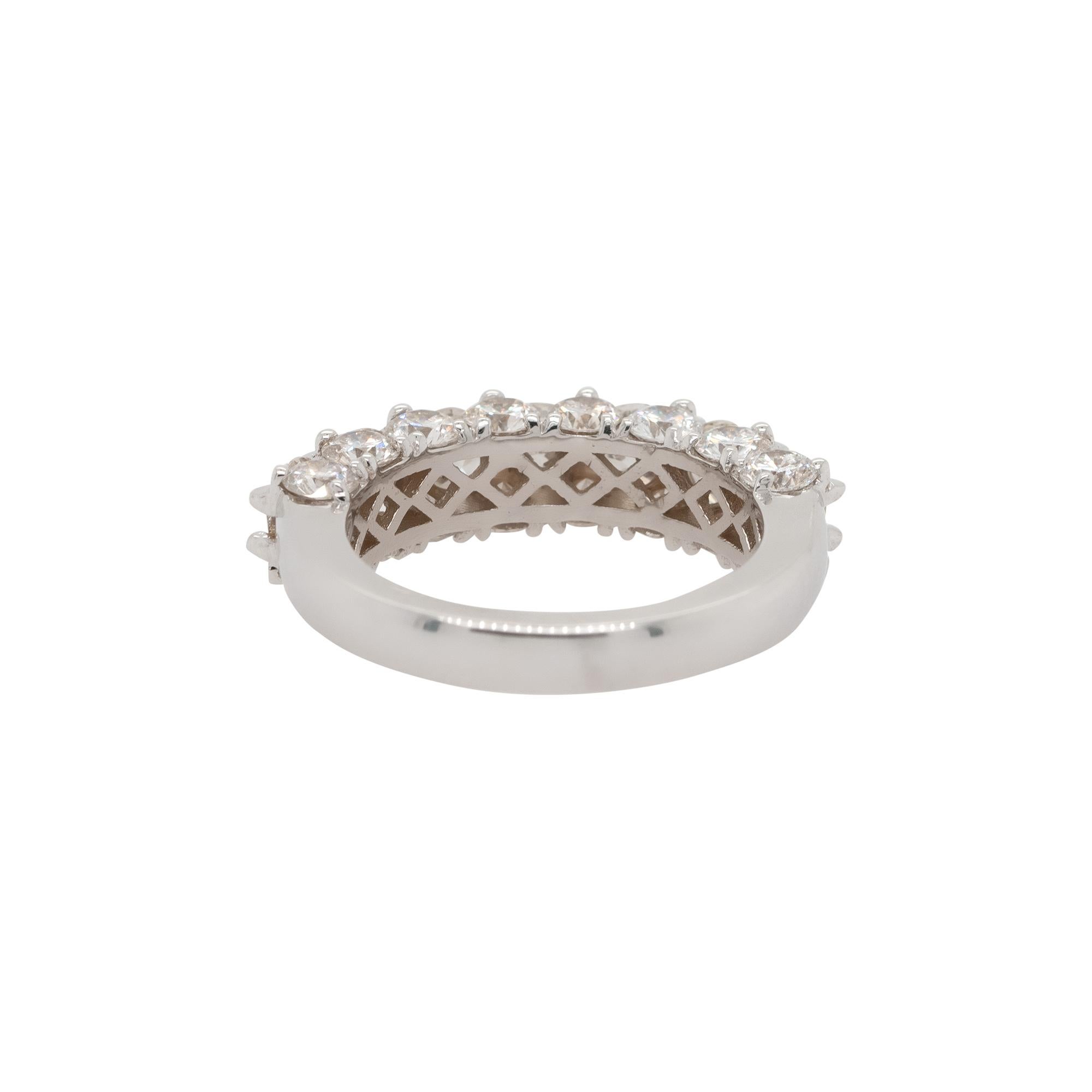 3,50 Karat natürlicher runder Diamant Dreireihiger Ring 18 Karat auf Lager für Damen oder Herren im Angebot